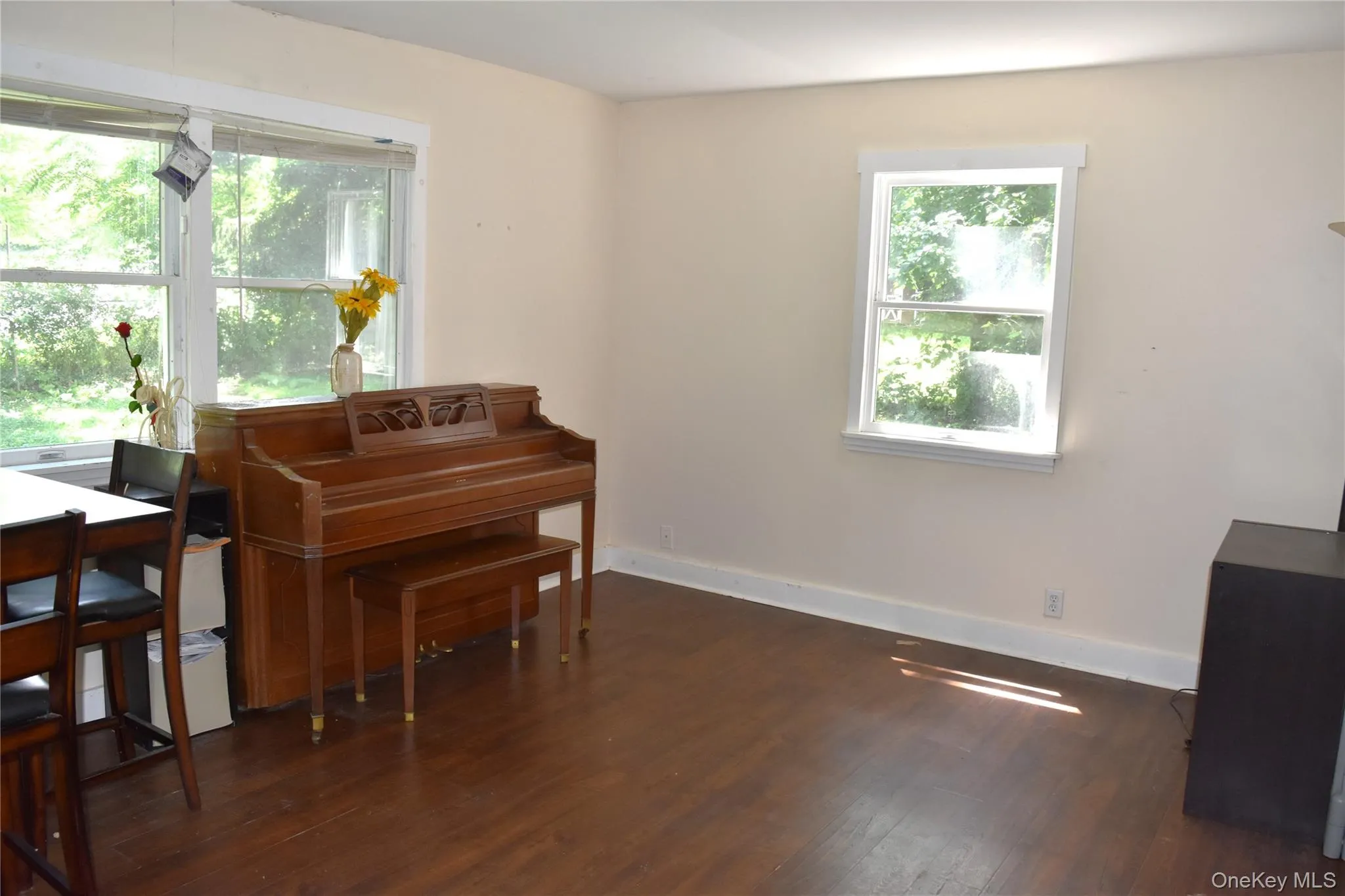 14 Perry Road, Cornwall, NY, 3 Bedrooms Bedrooms, 6 Rooms Rooms,2 BathroomsBathrooms,Residential,For Rent,Perry,0,1031168 14 Perry Road, Cornwall, NY, 3 Bedrooms Bedrooms, 6 Rooms Rooms,2 BathroomsBathrooms,Residential,For Rent,Perry,0,1031168