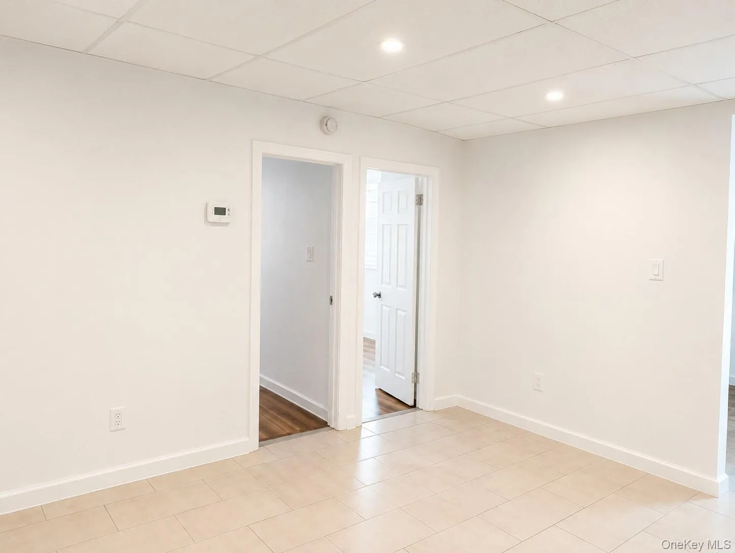 98-42 212th Street, New York, NY, 2 Bedrooms Bedrooms, 4 Rooms Rooms,1 BathroomBathrooms,Residential Lease,For Rent,212th,0,1031173 98-42 212th Street, New York, NY, 2 Bedrooms Bedrooms, 4 Rooms Rooms,1 BathroomBathrooms,Residential Lease,For Rent,212th,0,1031173