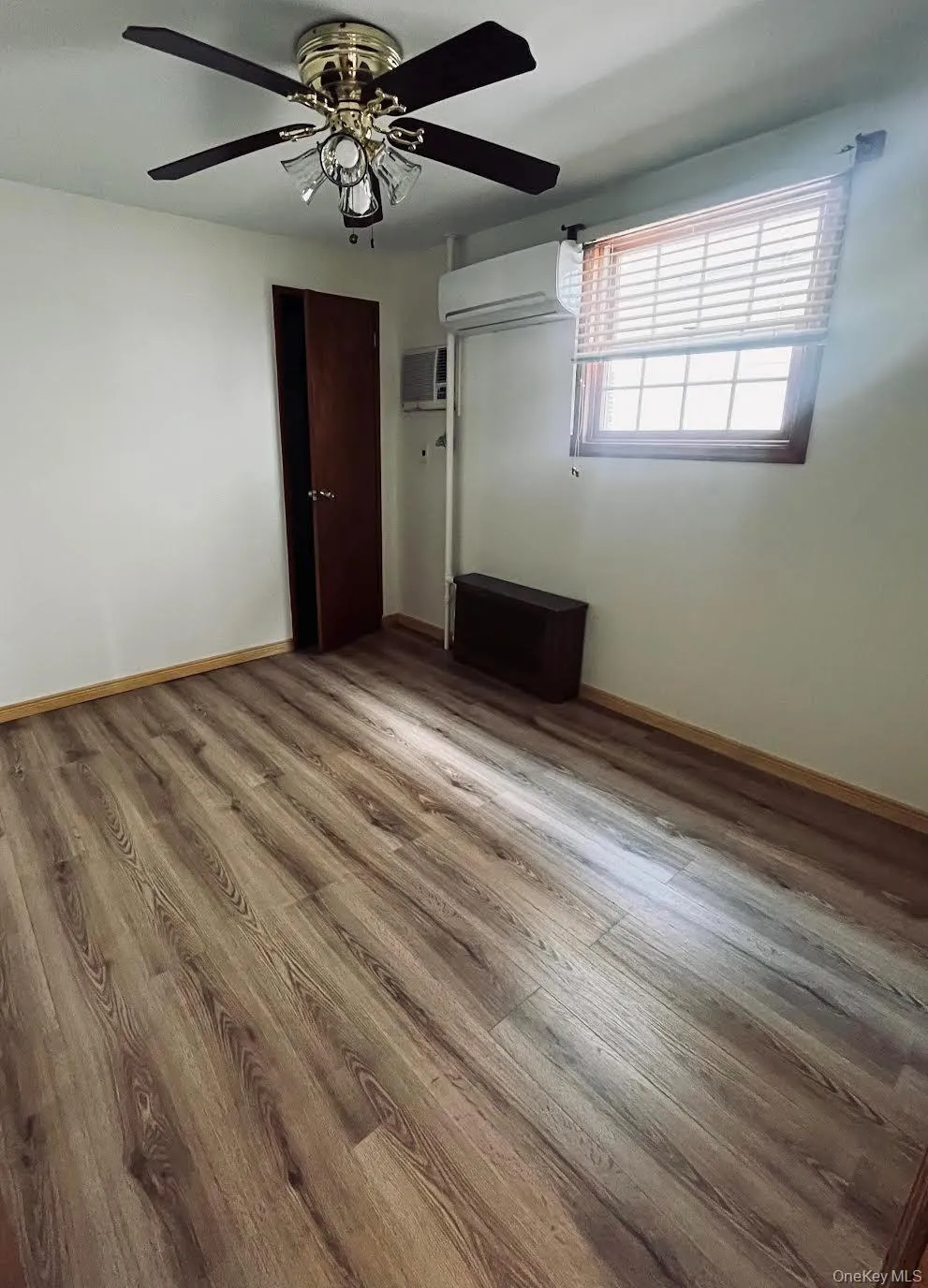 15 Van Brunt Road, New York, NY, 2 Bedrooms Bedrooms, 5 Rooms Rooms,1 BathroomBathrooms,Residential Lease,For Rent,Van Brunt,0,1031177 15 Van Brunt Road, New York, NY, 2 Bedrooms Bedrooms, 5 Rooms Rooms,1 BathroomBathrooms,Residential Lease,For Rent,Van Brunt,0,1031177