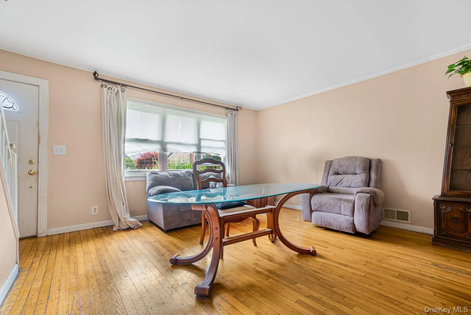68 Cliff Drive, Oyster Bay, NY, 5 Bedrooms Bedrooms, 10 Rooms Rooms,2 BathroomsBathrooms,Residential,For Rent,Cliff,0,1031181 68 Cliff Drive, Oyster Bay, NY, 5 Bedrooms Bedrooms, 10 Rooms Rooms,2 BathroomsBathrooms,Residential,For Rent,Cliff,0,1031181