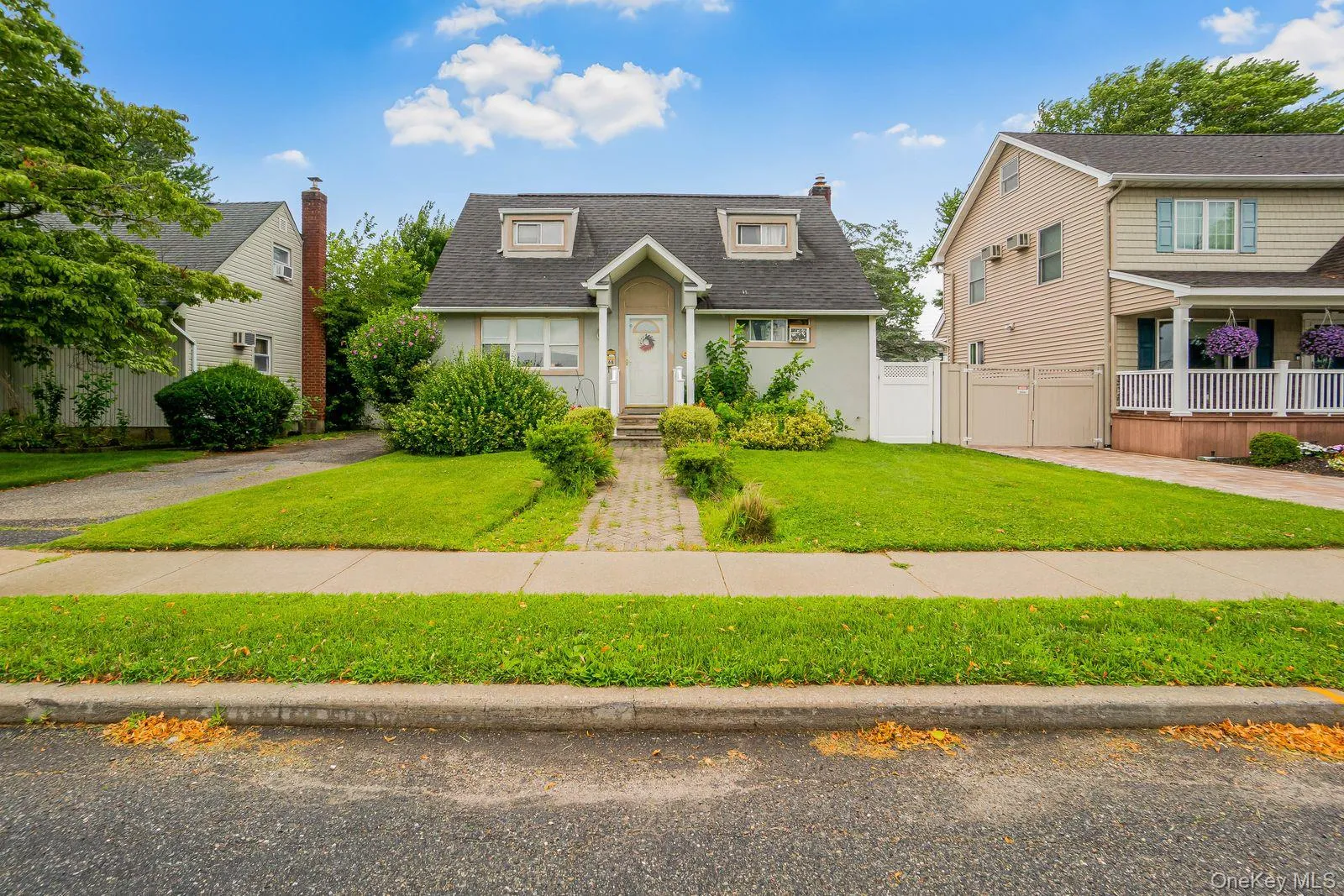 68 Cliff Drive, Oyster Bay, NY, 5 Bedrooms Bedrooms, 10 Rooms Rooms,2 BathroomsBathrooms,Residential,For Rent,Cliff,0,1031181 68 Cliff Drive, Oyster Bay, NY, 5 Bedrooms Bedrooms, 10 Rooms Rooms,2 BathroomsBathrooms,Residential,For Rent,Cliff,0,1031181