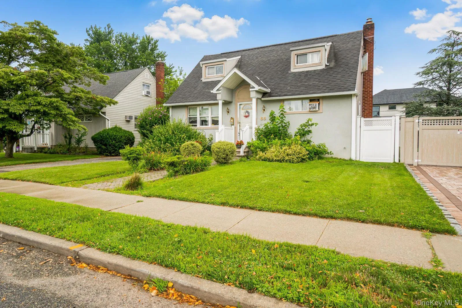 68 Cliff Drive, Oyster Bay, NY, 5 Bedrooms Bedrooms, 10 Rooms Rooms,2 BathroomsBathrooms,Residential,For Rent,Cliff,0,1031181 68 Cliff Drive, Oyster Bay, NY, 5 Bedrooms Bedrooms, 10 Rooms Rooms,2 BathroomsBathrooms,Residential,For Rent,Cliff,0,1031181