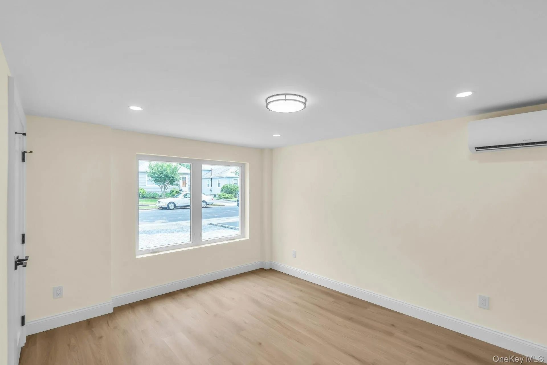 69 Edgewood Road, North Hempstead, NY, 2 Bedrooms Bedrooms, 5 Rooms Rooms,1 BathroomBathrooms,Residential Lease,For Rent,Edgewood,0,1031184 69 Edgewood Road, North Hempstead, NY, 2 Bedrooms Bedrooms, 5 Rooms Rooms,1 BathroomBathrooms,Residential Lease,For Rent,Edgewood,0,1031184