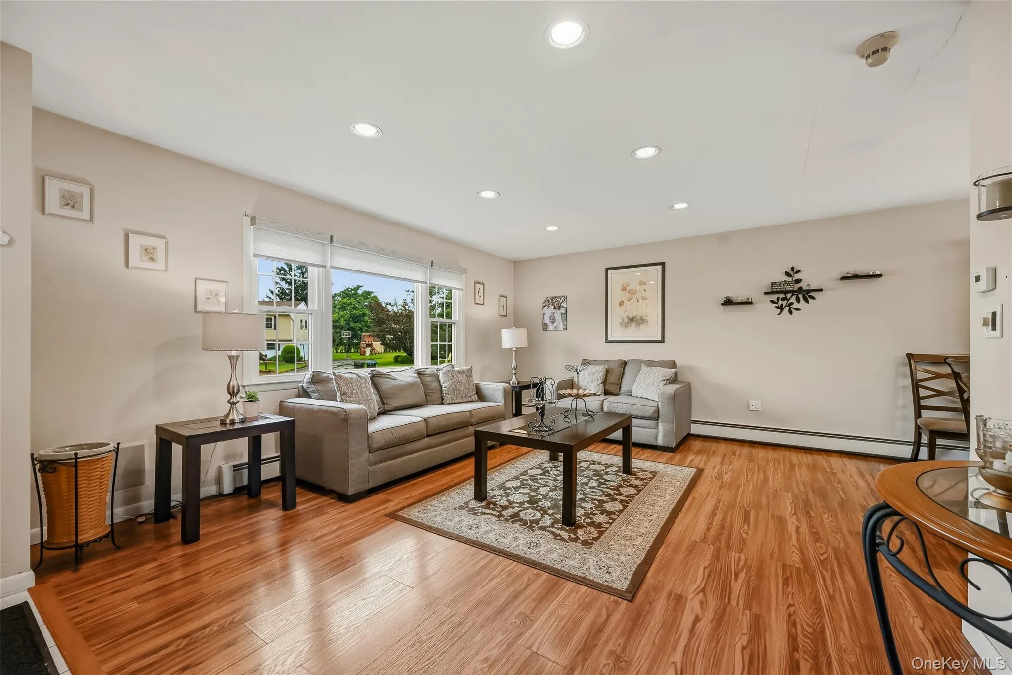 23 Buckingham Place, Blooming Grove, NY, 4 Bedrooms Bedrooms, 8 Rooms Rooms,2 BathroomsBathrooms,Residential,For Rent,Buckingham,0,1031191 23 Buckingham Place, Blooming Grove, NY, 4 Bedrooms Bedrooms, 8 Rooms Rooms,2 BathroomsBathrooms,Residential,For Rent,Buckingham,0,1031191