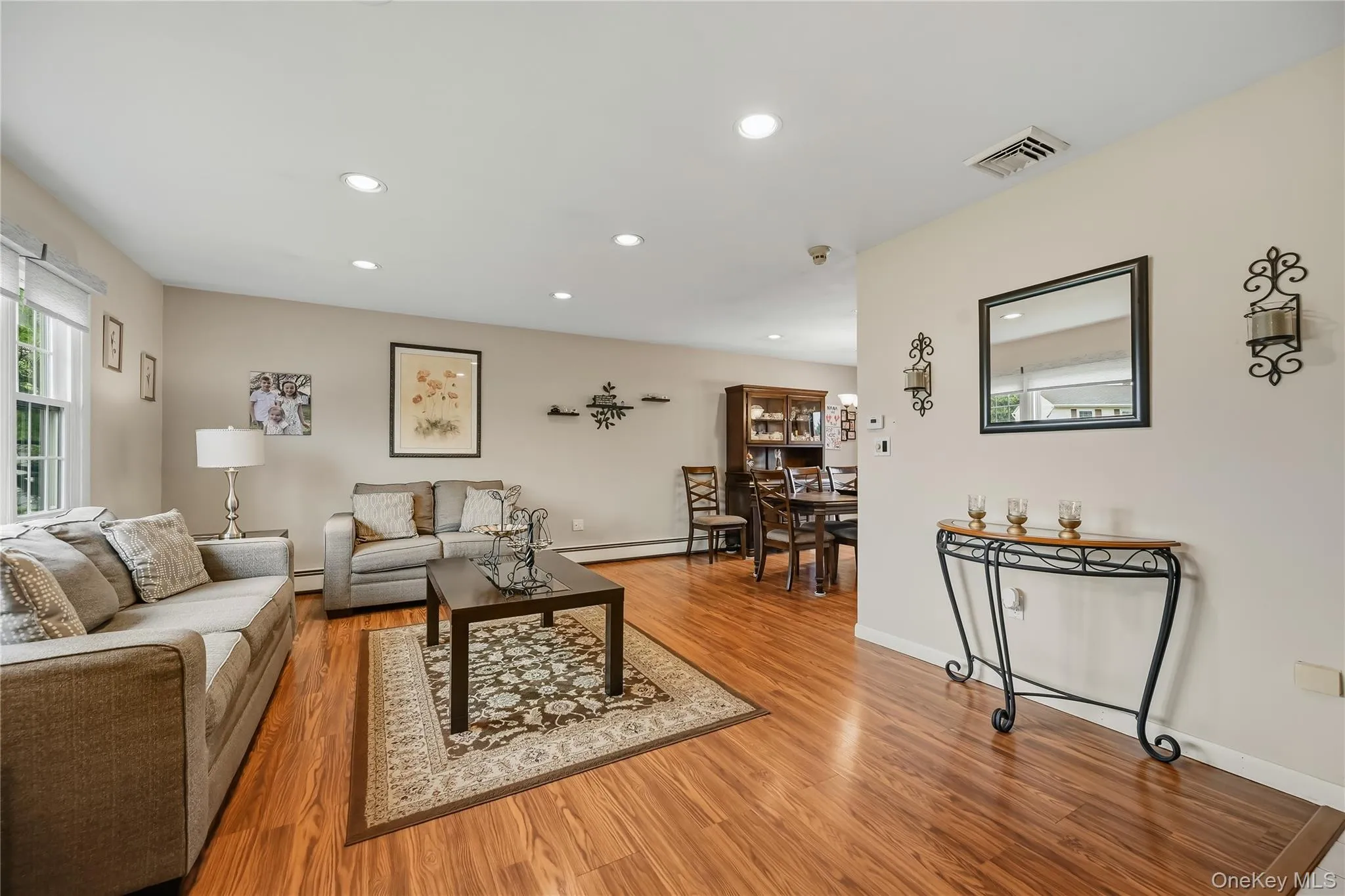 23 Buckingham Place, Blooming Grove, NY, 4 Bedrooms Bedrooms, 8 Rooms Rooms,2 BathroomsBathrooms,Residential,For Rent,Buckingham,0,1031191 23 Buckingham Place, Blooming Grove, NY, 4 Bedrooms Bedrooms, 8 Rooms Rooms,2 BathroomsBathrooms,Residential,For Rent,Buckingham,0,1031191
