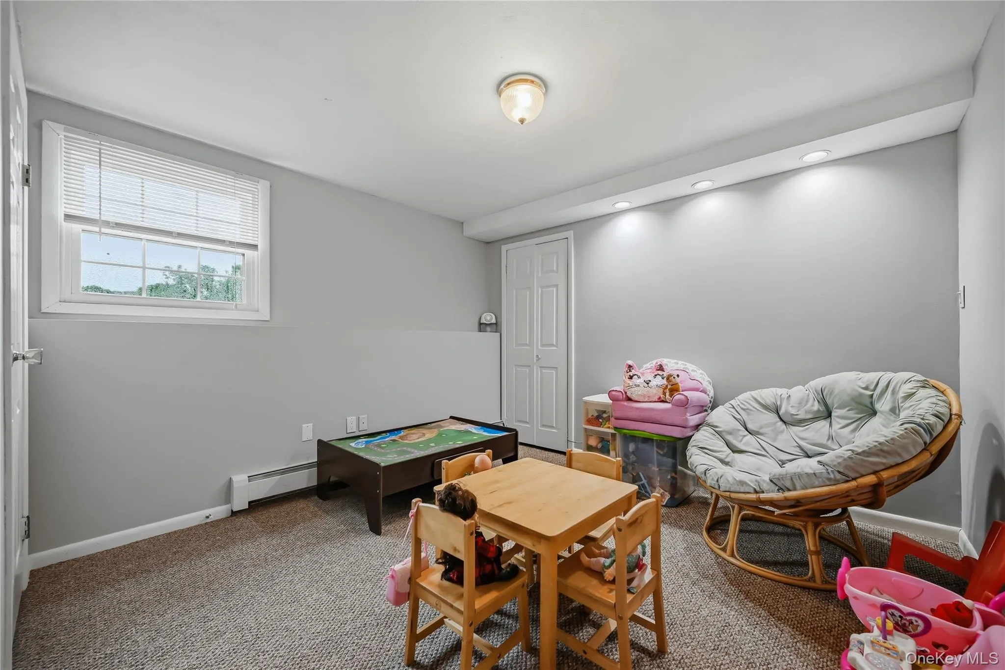 23 Buckingham Place, Blooming Grove, NY, 4 Bedrooms Bedrooms, 8 Rooms Rooms,2 BathroomsBathrooms,Residential,For Rent,Buckingham,0,1031191 23 Buckingham Place, Blooming Grove, NY, 4 Bedrooms Bedrooms, 8 Rooms Rooms,2 BathroomsBathrooms,Residential,For Rent,Buckingham,0,1031191