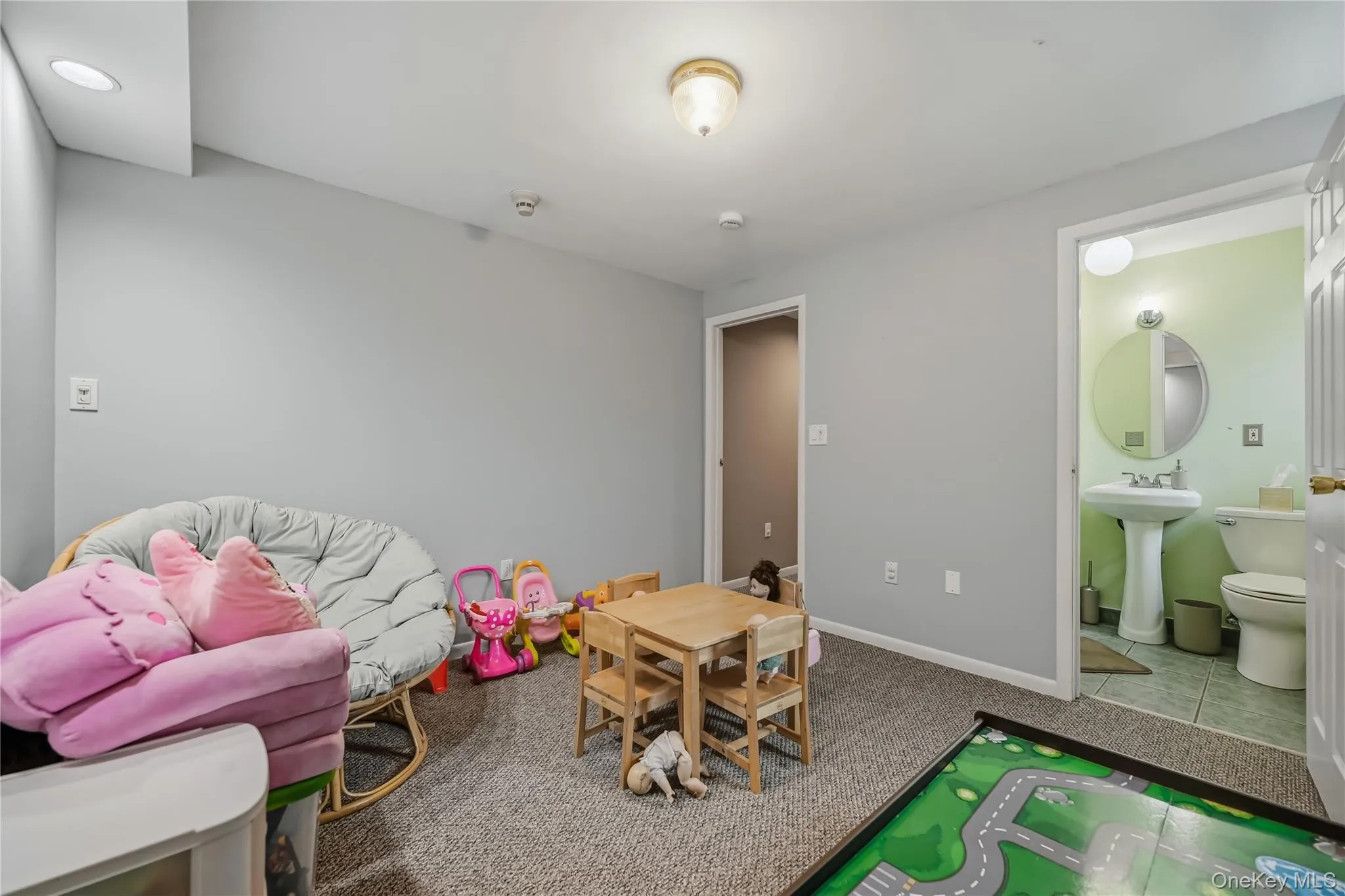23 Buckingham Place, Blooming Grove, NY, 4 Bedrooms Bedrooms, 8 Rooms Rooms,2 BathroomsBathrooms,Residential,For Rent,Buckingham,0,1031191 23 Buckingham Place, Blooming Grove, NY, 4 Bedrooms Bedrooms, 8 Rooms Rooms,2 BathroomsBathrooms,Residential,For Rent,Buckingham,0,1031191