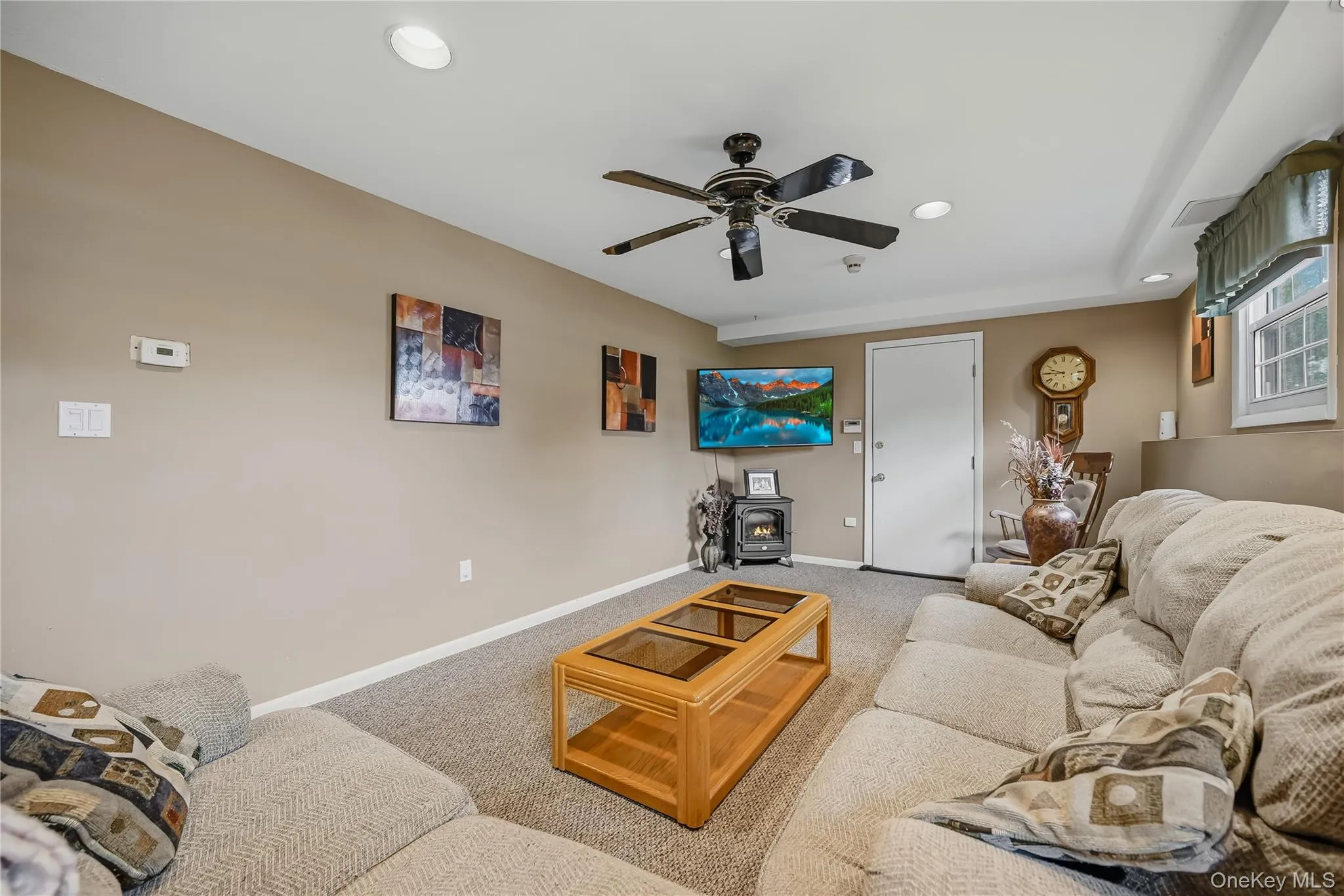 23 Buckingham Place, Blooming Grove, NY, 4 Bedrooms Bedrooms, 8 Rooms Rooms,2 BathroomsBathrooms,Residential,For Rent,Buckingham,0,1031191 23 Buckingham Place, Blooming Grove, NY, 4 Bedrooms Bedrooms, 8 Rooms Rooms,2 BathroomsBathrooms,Residential,For Rent,Buckingham,0,1031191