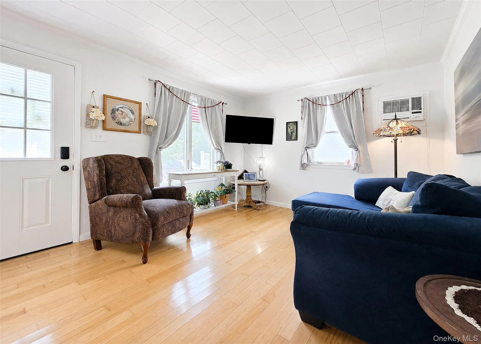 11 Cooke Avenue, Brookhaven, NY, 2 Bedrooms Bedrooms, 4 Rooms Rooms,1 BathroomBathrooms,Residential,For Rent,Cooke,0,1031192 11 Cooke Avenue, Brookhaven, NY, 2 Bedrooms Bedrooms, 4 Rooms Rooms,1 BathroomBathrooms,Residential,For Rent,Cooke,0,1031192