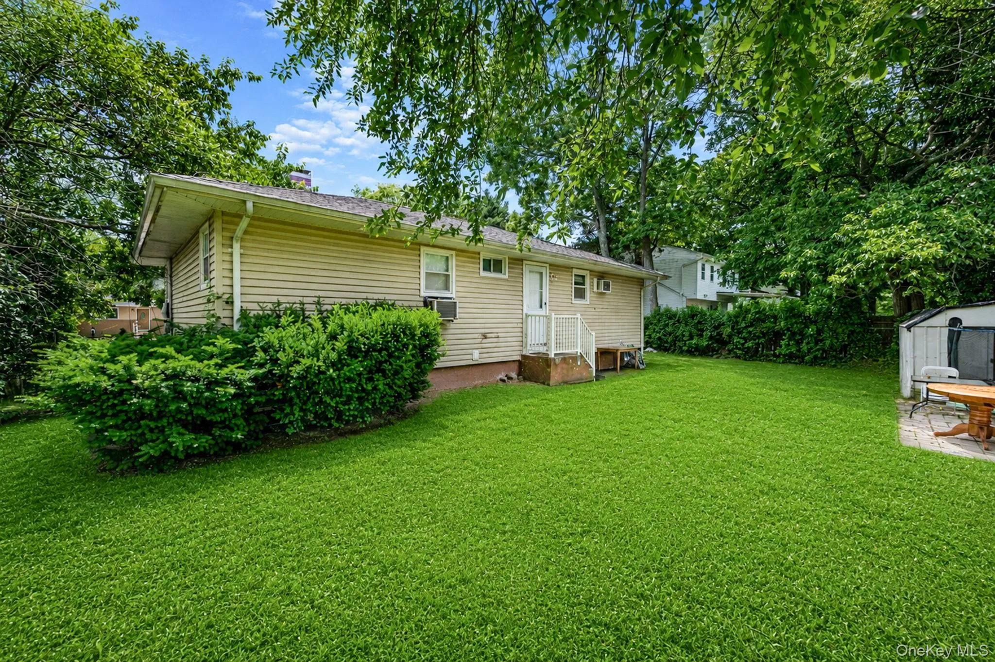 71 Pinewood Drive, Brookhaven, NY, 3 Bedrooms Bedrooms, 8 Rooms Rooms,1 BathroomBathrooms,Residential Lease,For Rent,Pinewood,0,1031194 71 Pinewood Drive, Brookhaven, NY, 3 Bedrooms Bedrooms, 8 Rooms Rooms,1 BathroomBathrooms,Residential Lease,For Rent,Pinewood,0,1031194