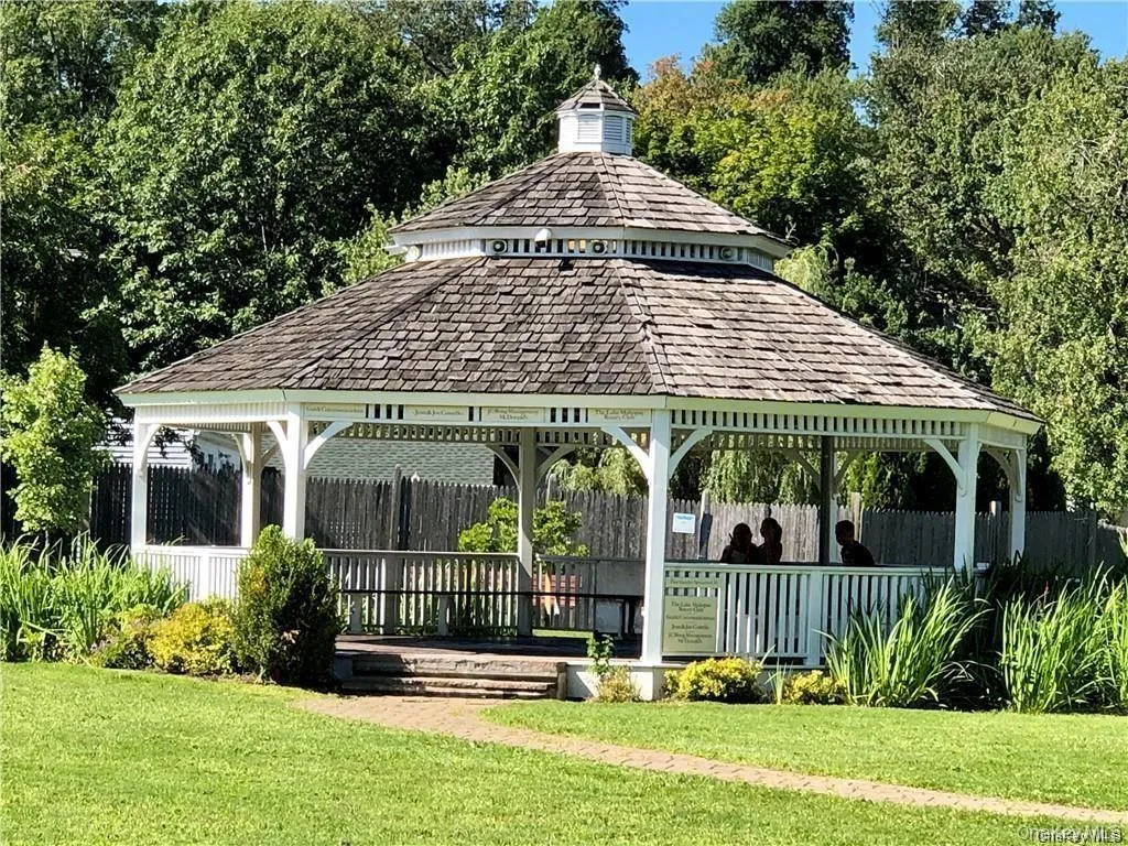 174 East Lake Boulevard, Carmel, NY, 1 Bedroom Bedrooms, 2 Rooms Rooms,1 BathroomBathrooms,Residential Lease,For Rent,East Lake,0,1031197 174 East Lake Boulevard, Carmel, NY, 1 Bedroom Bedrooms, 2 Rooms Rooms,1 BathroomBathrooms,Residential Lease,For Rent,East Lake,0,1031197