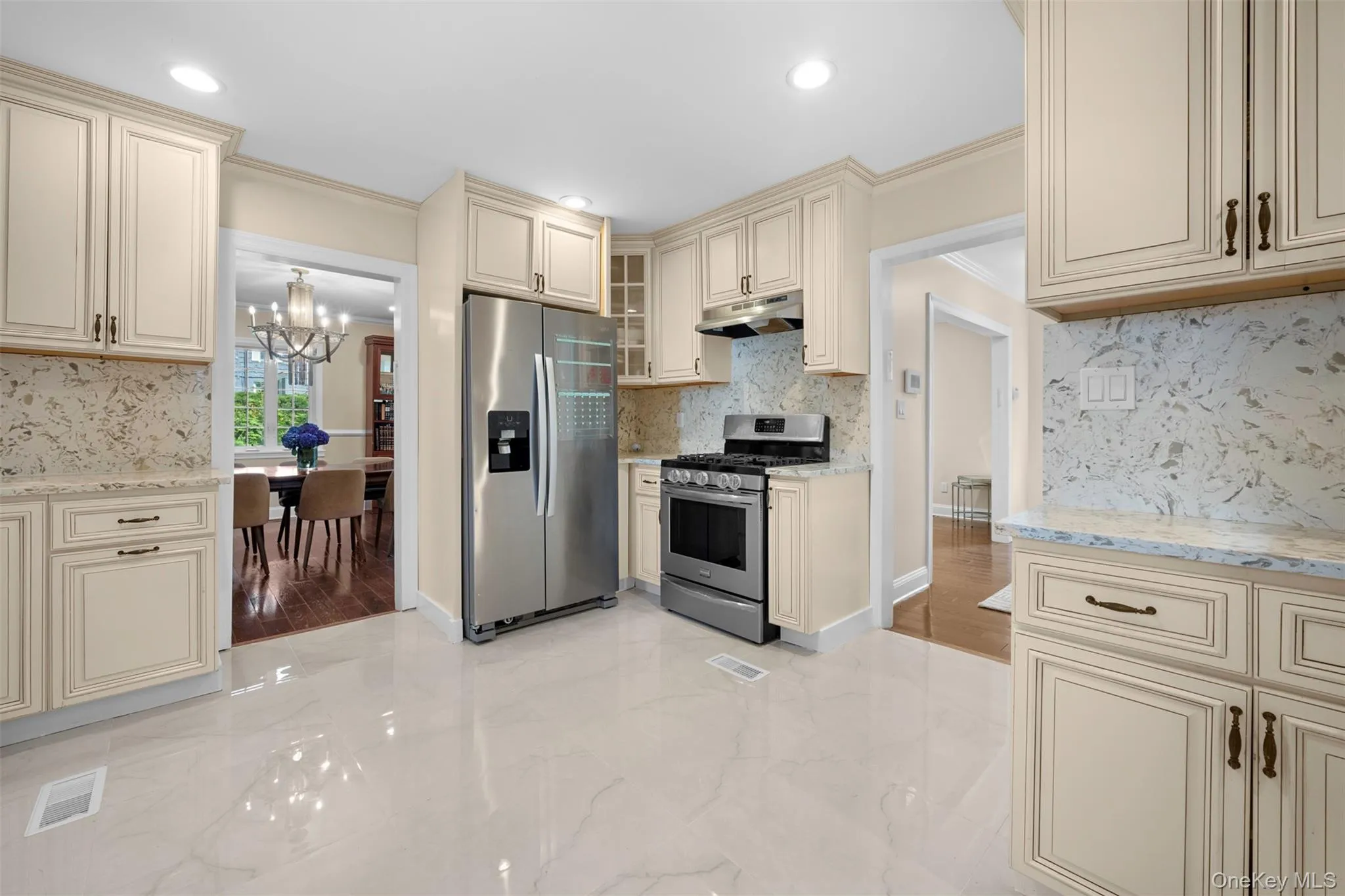 6 Brookbridge Road, North Hempstead, NY, 3 Bedrooms Bedrooms, 9 Rooms Rooms,2 BathroomsBathrooms,Residential,For Rent,Brookbridge,0,1031199 6 Brookbridge Road, North Hempstead, NY, 3 Bedrooms Bedrooms, 9 Rooms Rooms,2 BathroomsBathrooms,Residential,For Rent,Brookbridge,0,1031199