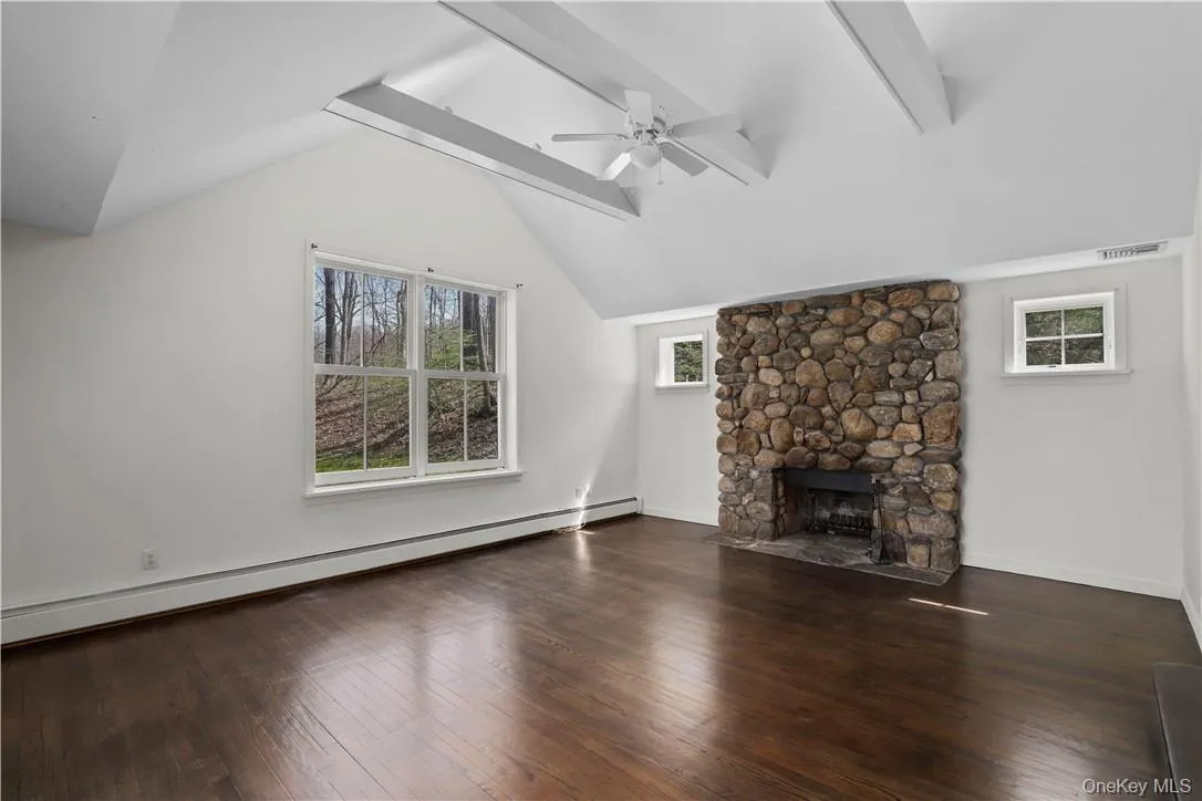 165 Old Post Road, Bedford, NY, 3 Bedrooms Bedrooms, 5 Rooms Rooms,2 BathroomsBathrooms,Residential Lease,For Rent,Old Post,0,1031200 165 Old Post Road, Bedford, NY, 3 Bedrooms Bedrooms, 5 Rooms Rooms,2 BathroomsBathrooms,Residential Lease,For Rent,Old Post,0,1031200