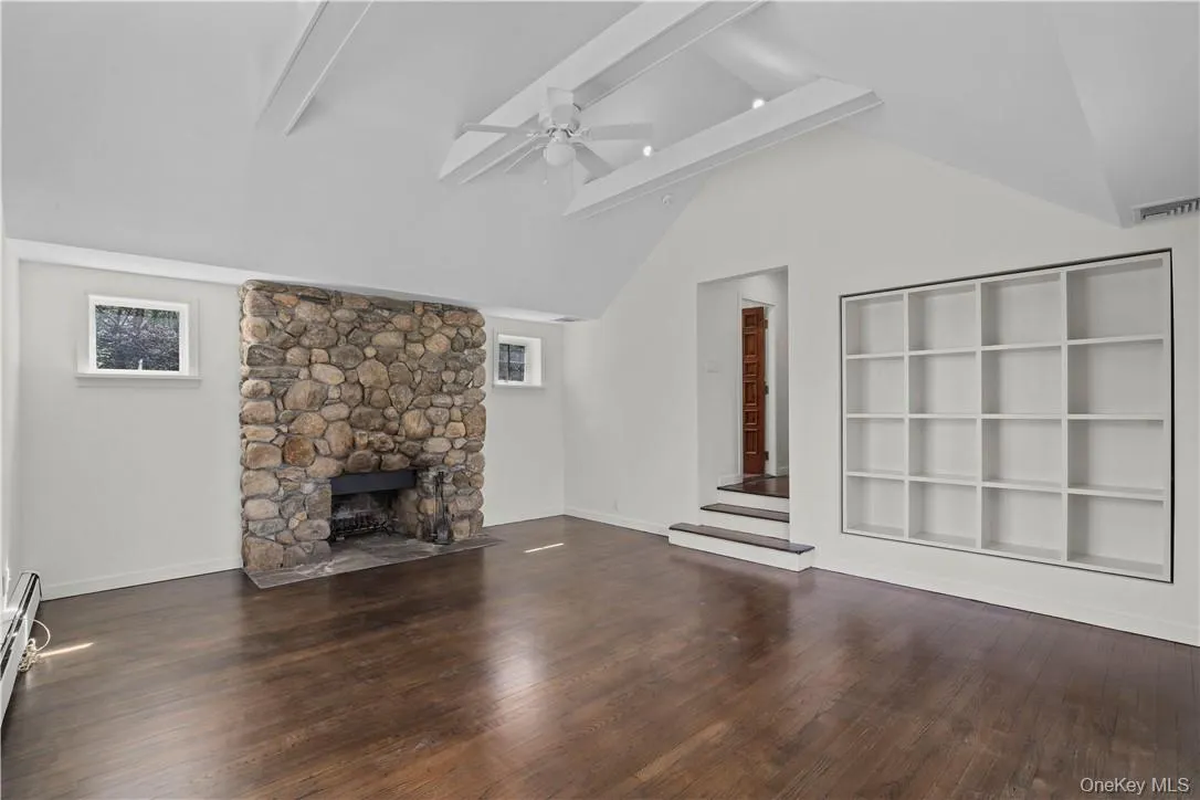 165 Old Post Road, Bedford, NY, 3 Bedrooms Bedrooms, 5 Rooms Rooms,2 BathroomsBathrooms,Residential Lease,For Rent,Old Post,0,1031200 165 Old Post Road, Bedford, NY, 3 Bedrooms Bedrooms, 5 Rooms Rooms,2 BathroomsBathrooms,Residential Lease,For Rent,Old Post,0,1031200