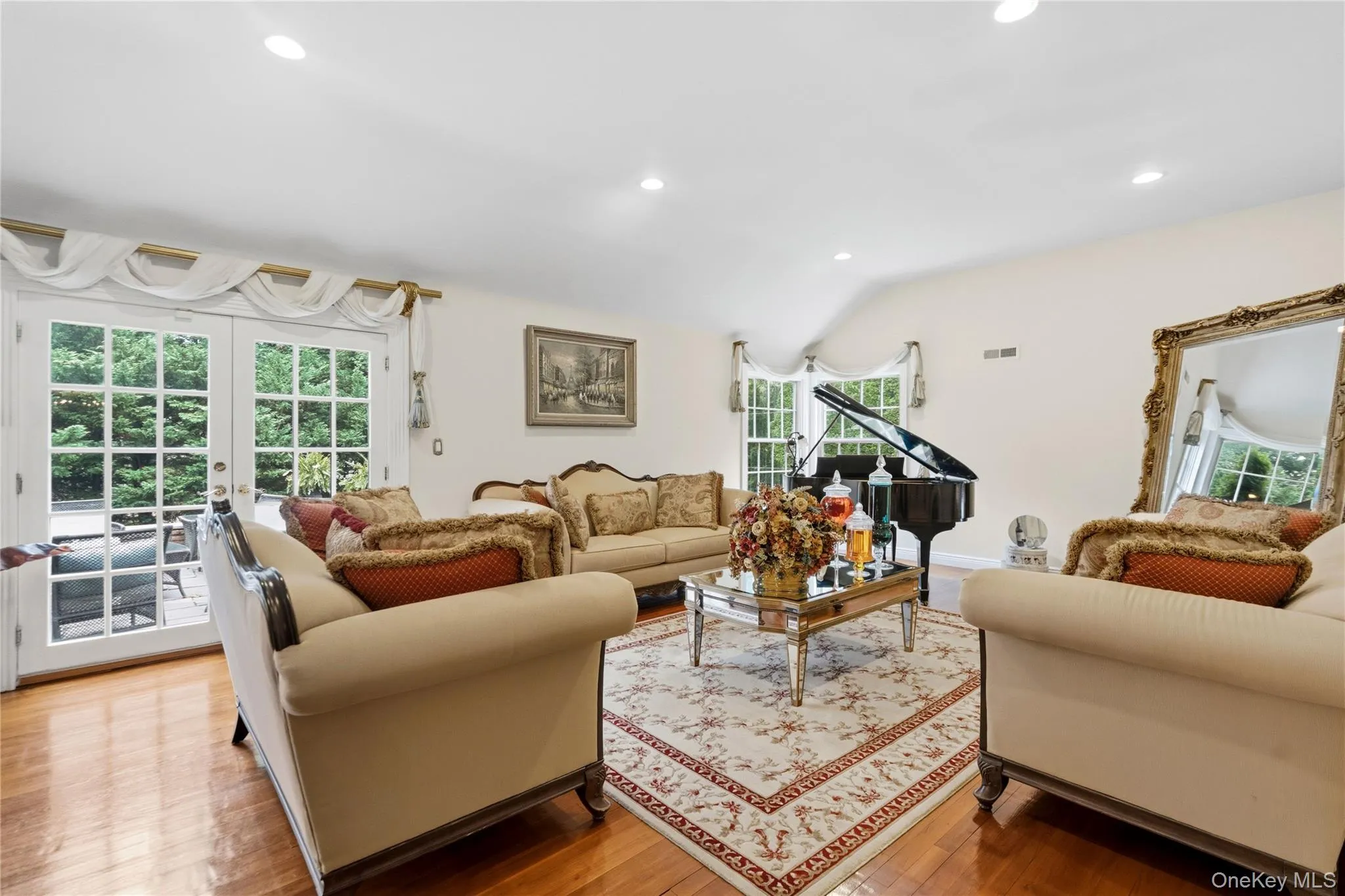 50 Flamingo Road, North Hempstead, NY, 4 Bedrooms Bedrooms, 11 Rooms Rooms,2 BathroomsBathrooms,Residential,For Rent,Flamingo,0,1031201 50 Flamingo Road, North Hempstead, NY, 4 Bedrooms Bedrooms, 11 Rooms Rooms,2 BathroomsBathrooms,Residential,For Rent,Flamingo,0,1031201