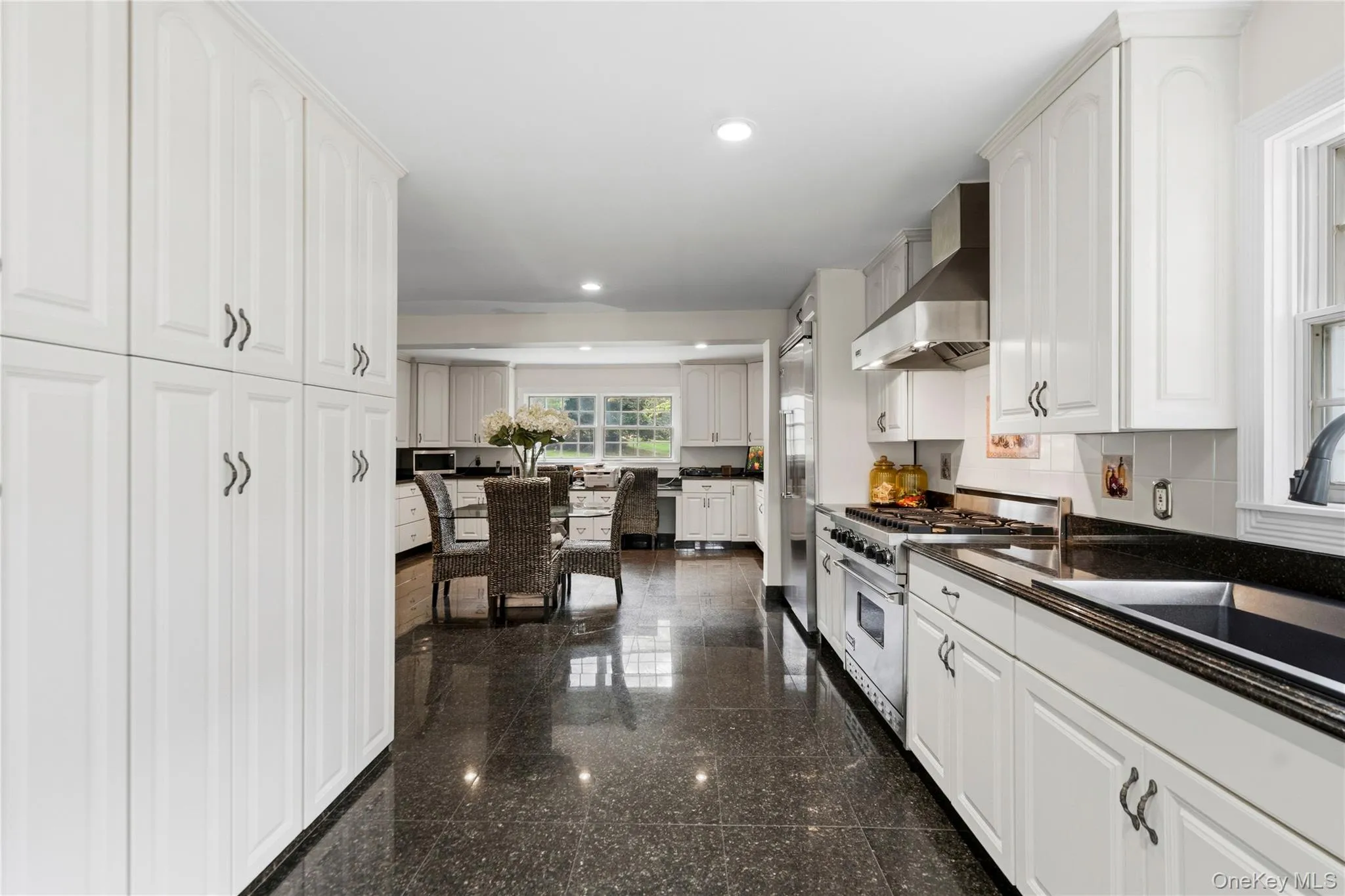 50 Flamingo Road, North Hempstead, NY, 4 Bedrooms Bedrooms, 11 Rooms Rooms,2 BathroomsBathrooms,Residential,For Rent,Flamingo,0,1031201 50 Flamingo Road, North Hempstead, NY, 4 Bedrooms Bedrooms, 11 Rooms Rooms,2 BathroomsBathrooms,Residential,For Rent,Flamingo,0,1031201