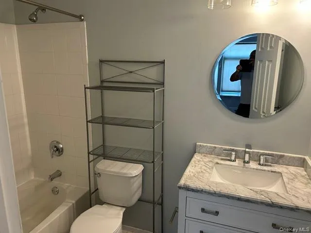 175 Schooner Street, New York, NY, 3 Bedrooms Bedrooms, 5 Rooms Rooms,2 BathroomsBathrooms,Residential Lease,For Rent,Schooner,0,1031202 175 Schooner Street, New York, NY, 3 Bedrooms Bedrooms, 5 Rooms Rooms,2 BathroomsBathrooms,Residential Lease,For Rent,Schooner,0,1031202