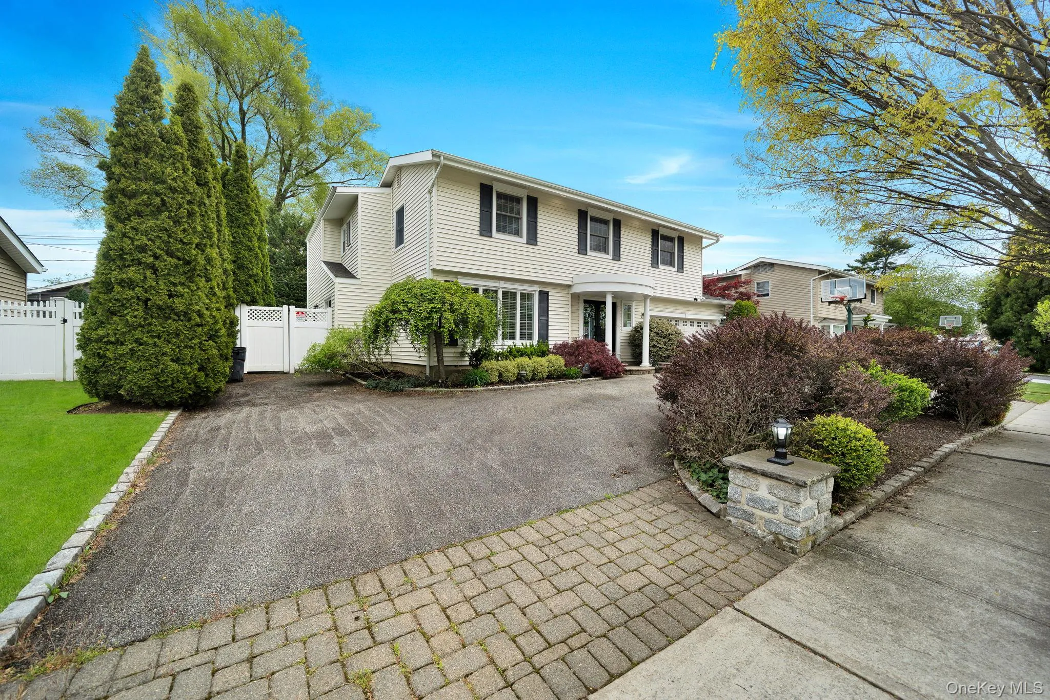 20 Sagamore Way, Oyster Bay, NY, 4 Bedrooms Bedrooms, 8 Rooms Rooms,2 BathroomsBathrooms,Residential,For Rent,Sagamore,0,1031203 20 Sagamore Way, Oyster Bay, NY, 4 Bedrooms Bedrooms, 8 Rooms Rooms,2 BathroomsBathrooms,Residential,For Rent,Sagamore,0,1031203