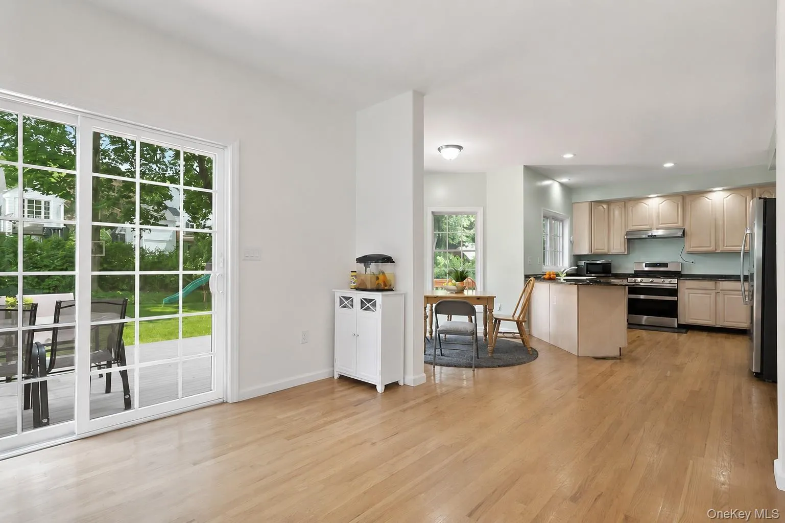 921 Shore Acres Drive, Rye Town, NY, 4 Bedrooms Bedrooms, 8 Rooms Rooms,2 BathroomsBathrooms,Residential Lease,For Rent,Shore Acres,0,1031208 921 Shore Acres Drive, Rye Town, NY, 4 Bedrooms Bedrooms, 8 Rooms Rooms,2 BathroomsBathrooms,Residential Lease,For Rent,Shore Acres,0,1031208