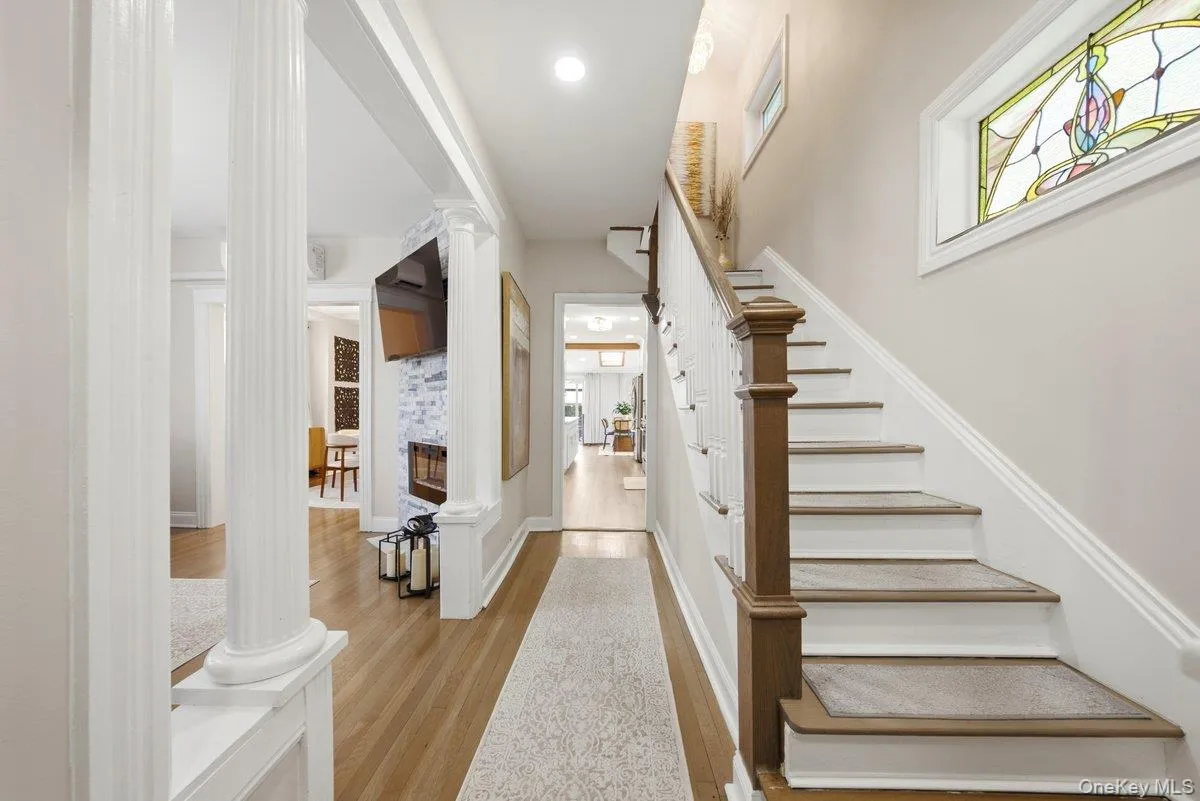 123 Briggs Avenue, Yonkers, NY, 3 Bedrooms Bedrooms, 11 Rooms Rooms,3 BathroomsBathrooms,Residential,For Rent,Briggs,0,1031211 123 Briggs Avenue, Yonkers, NY, 3 Bedrooms Bedrooms, 11 Rooms Rooms,3 BathroomsBathrooms,Residential,For Rent,Briggs,0,1031211