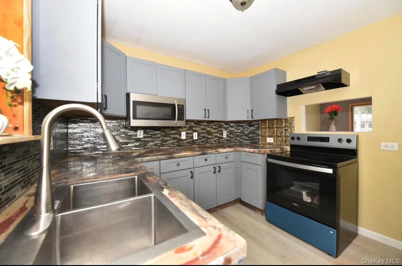 80 Norfleet Lane, Brookhaven, NY, 4 Bedrooms Bedrooms, 7 Rooms Rooms,1 BathroomBathrooms,Residential Lease,For Rent,Norfleet Lane,0,1031214 80 Norfleet Lane, Brookhaven, NY, 4 Bedrooms Bedrooms, 7 Rooms Rooms,1 BathroomBathrooms,Residential Lease,For Rent,Norfleet Lane,0,1031214