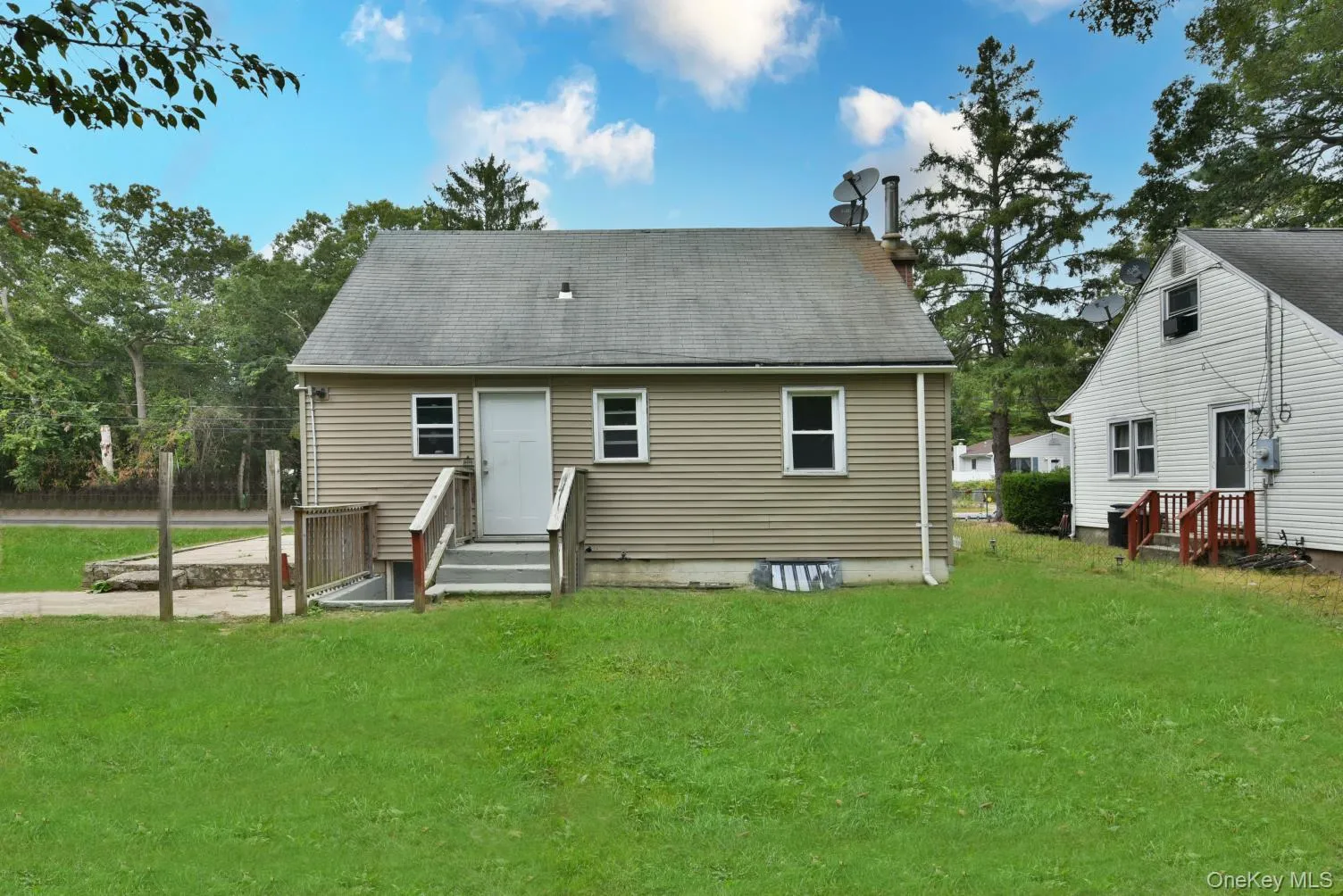 80 Norfleet Lane, Brookhaven, NY, 4 Bedrooms Bedrooms, 7 Rooms Rooms,1 BathroomBathrooms,Residential Lease,For Rent,Norfleet Lane,0,1031214 80 Norfleet Lane, Brookhaven, NY, 4 Bedrooms Bedrooms, 7 Rooms Rooms,1 BathroomBathrooms,Residential Lease,For Rent,Norfleet Lane,0,1031214