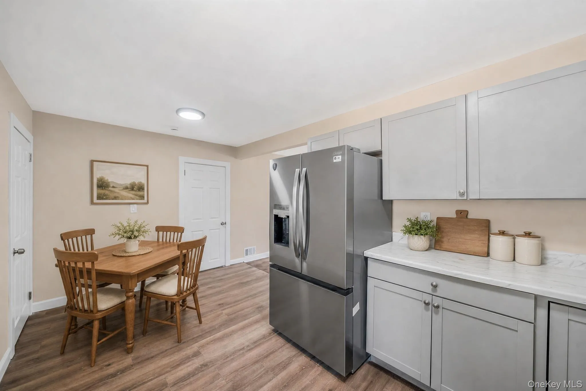 948 Walker Street, Brookhaven, NY, 3 Bedrooms Bedrooms, 5 Rooms Rooms,1 BathroomBathrooms,Residential,For Rent,Walker,0,1031221 948 Walker Street, Brookhaven, NY, 3 Bedrooms Bedrooms, 5 Rooms Rooms,1 BathroomBathrooms,Residential,For Rent,Walker,0,1031221