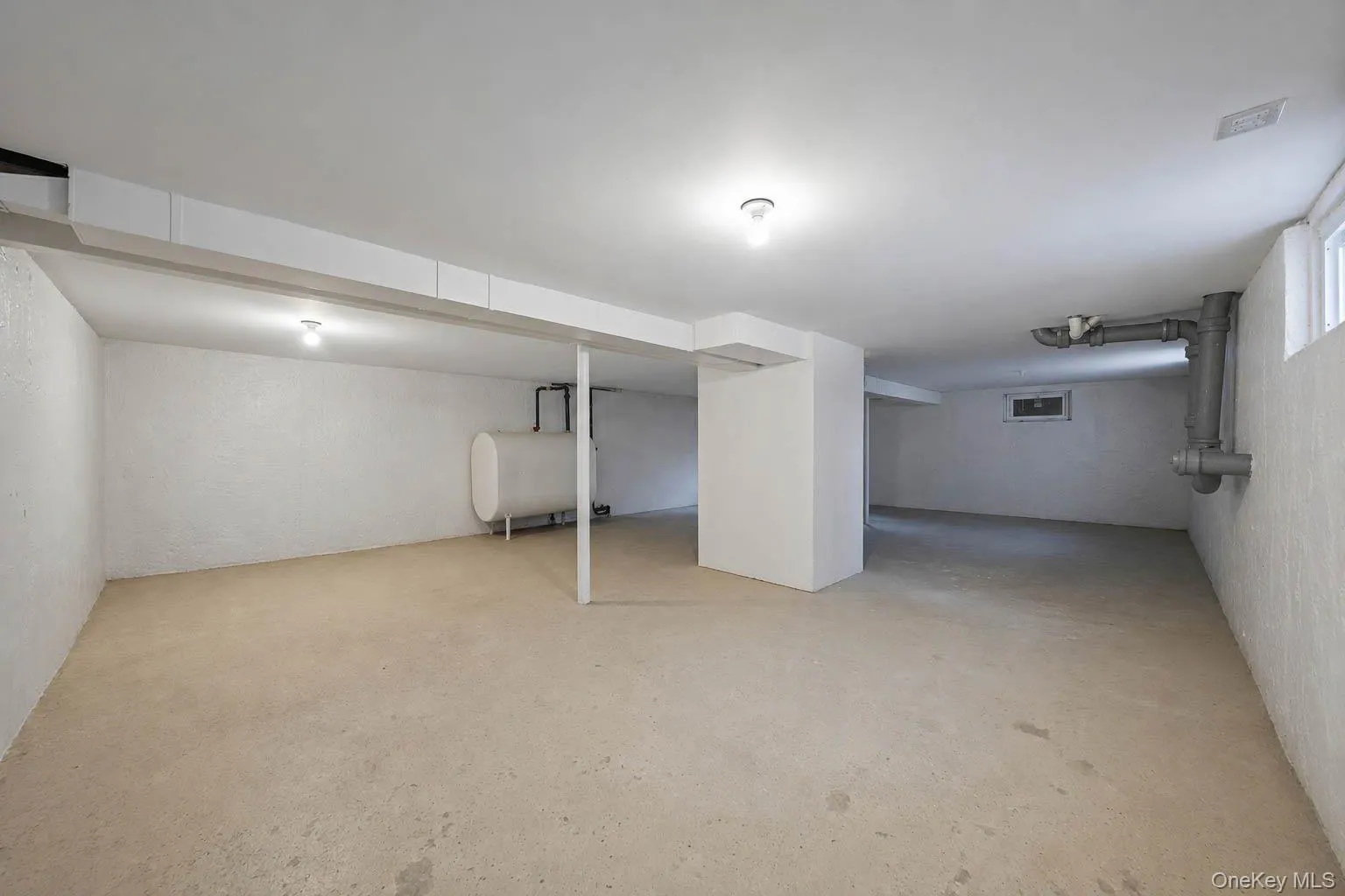 948 Walker Street, Brookhaven, NY, 3 Bedrooms Bedrooms, 5 Rooms Rooms,1 BathroomBathrooms,Residential,For Rent,Walker,0,1031221 948 Walker Street, Brookhaven, NY, 3 Bedrooms Bedrooms, 5 Rooms Rooms,1 BathroomBathrooms,Residential,For Rent,Walker,0,1031221