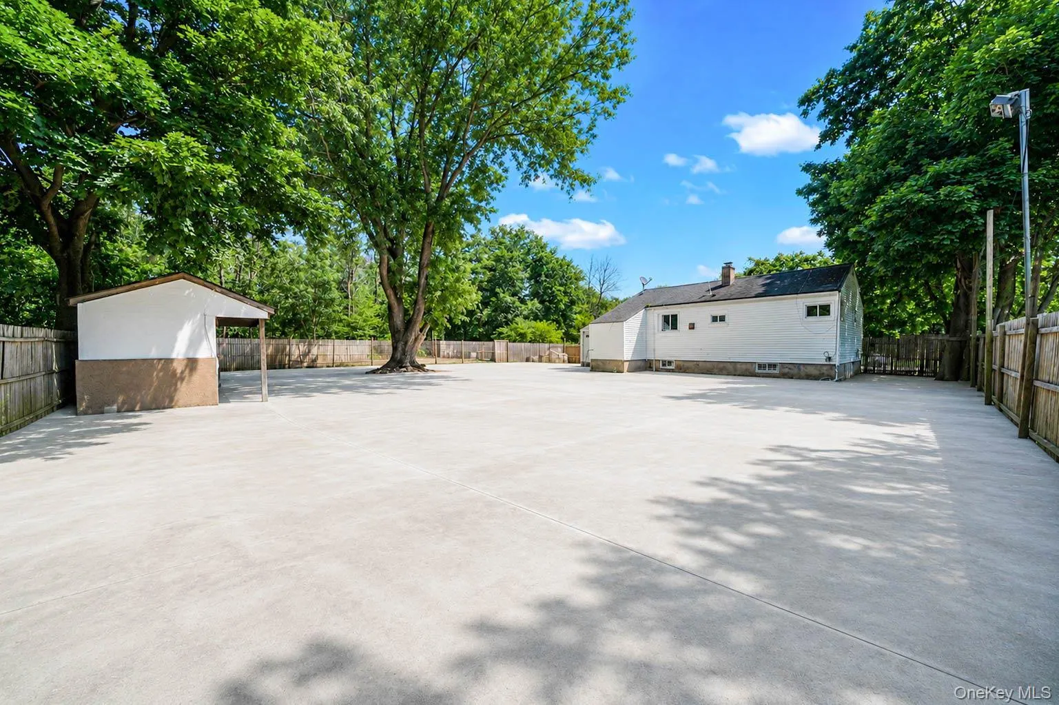 948 Walker Street, Brookhaven, NY, 3 Bedrooms Bedrooms, 5 Rooms Rooms,1 BathroomBathrooms,Residential,For Rent,Walker,0,1031221 948 Walker Street, Brookhaven, NY, 3 Bedrooms Bedrooms, 5 Rooms Rooms,1 BathroomBathrooms,Residential,For Rent,Walker,0,1031221