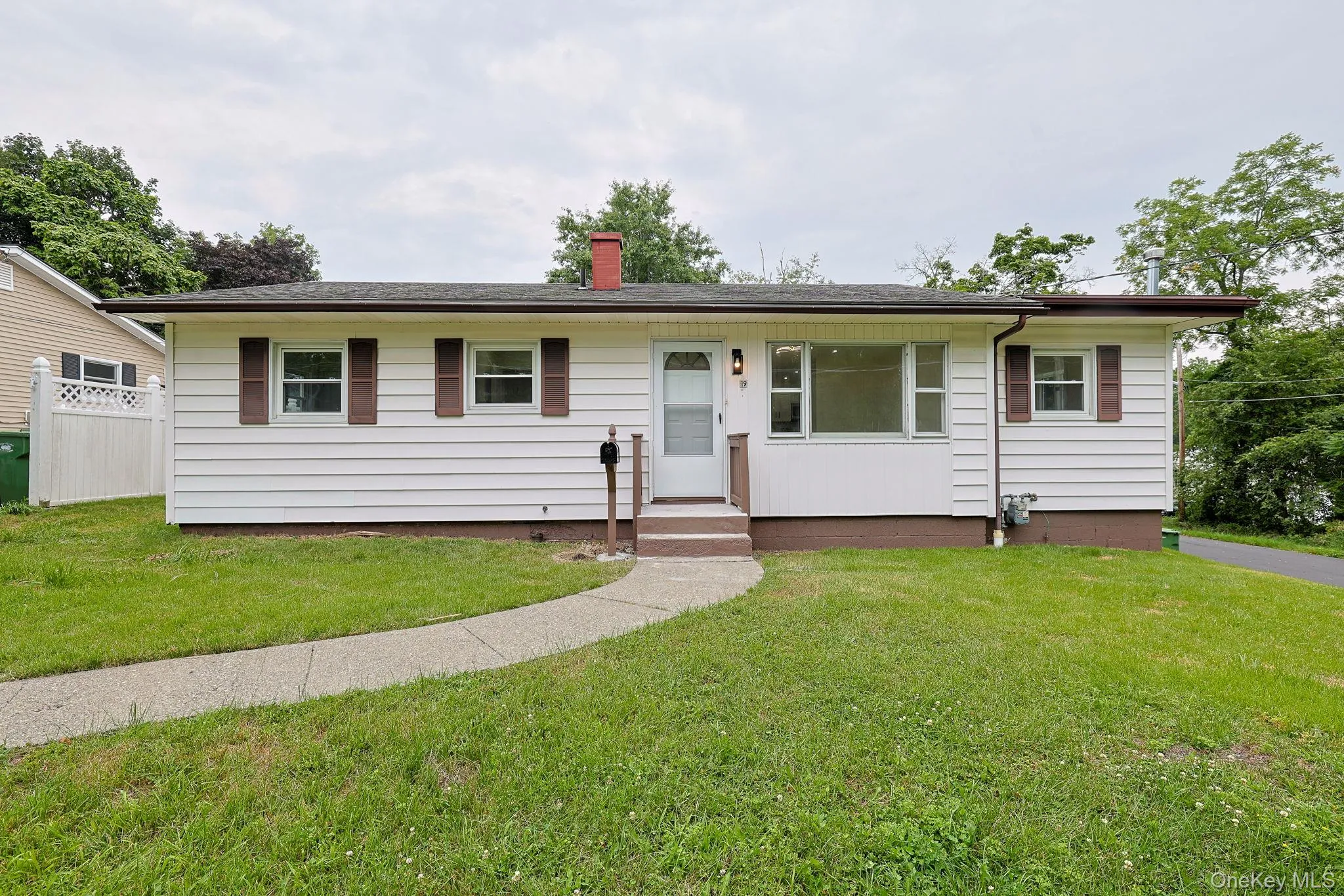 19 Judd Place, Goshen, NY, 3 Bedrooms Bedrooms, 6 Rooms Rooms,1 BathroomBathrooms,Residential,For Rent,Judd,0,1031231 19 Judd Place, Goshen, NY, 3 Bedrooms Bedrooms, 6 Rooms Rooms,1 BathroomBathrooms,Residential,For Rent,Judd,0,1031231
