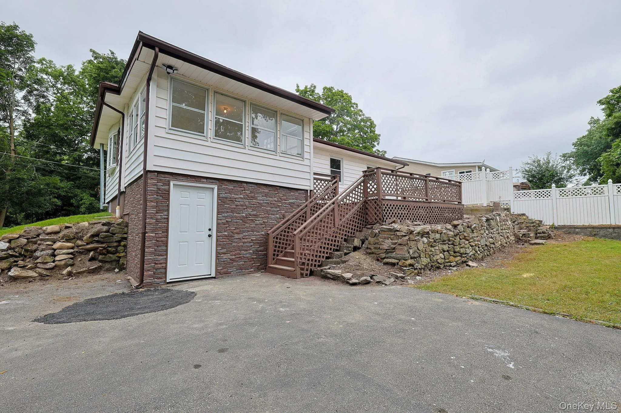 19 Judd Place, Goshen, NY, 3 Bedrooms Bedrooms, 6 Rooms Rooms,1 BathroomBathrooms,Residential,For Rent,Judd,0,1031231 19 Judd Place, Goshen, NY, 3 Bedrooms Bedrooms, 6 Rooms Rooms,1 BathroomBathrooms,Residential,For Rent,Judd,0,1031231