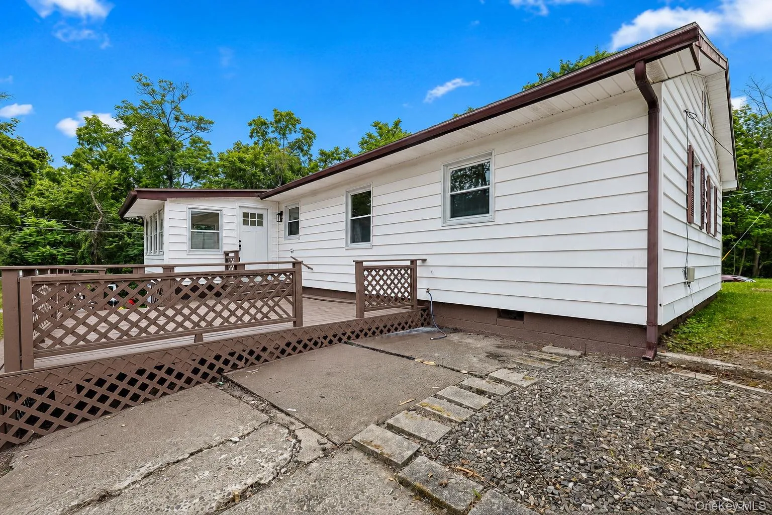 19 Judd Place, Goshen, NY, 3 Bedrooms Bedrooms, 6 Rooms Rooms,1 BathroomBathrooms,Residential,For Rent,Judd,0,1031231 19 Judd Place, Goshen, NY, 3 Bedrooms Bedrooms, 6 Rooms Rooms,1 BathroomBathrooms,Residential,For Rent,Judd,0,1031231