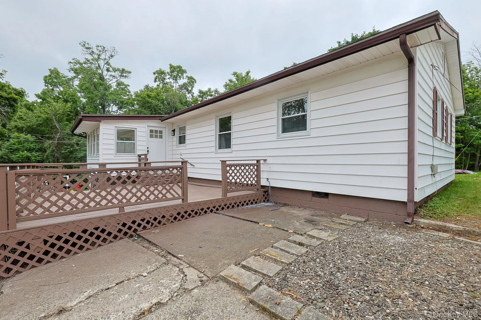 19 Judd Place, Goshen, NY, 3 Bedrooms Bedrooms, 6 Rooms Rooms,1 BathroomBathrooms,Residential,For Rent,Judd,0,1031231 19 Judd Place, Goshen, NY, 3 Bedrooms Bedrooms, 6 Rooms Rooms,1 BathroomBathrooms,Residential,For Rent,Judd,0,1031231