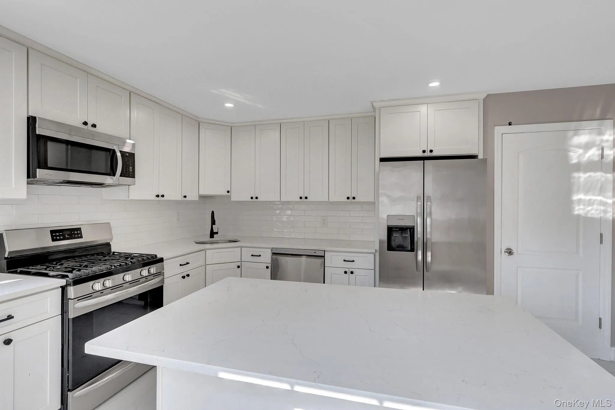 128 17th Street, Babylon, NY, 4 Bedrooms Bedrooms, 7 Rooms Rooms,2 BathroomsBathrooms,Residential,For Rent,17th,0,1031232 128 17th Street, Babylon, NY, 4 Bedrooms Bedrooms, 7 Rooms Rooms,2 BathroomsBathrooms,Residential,For Rent,17th,0,1031232