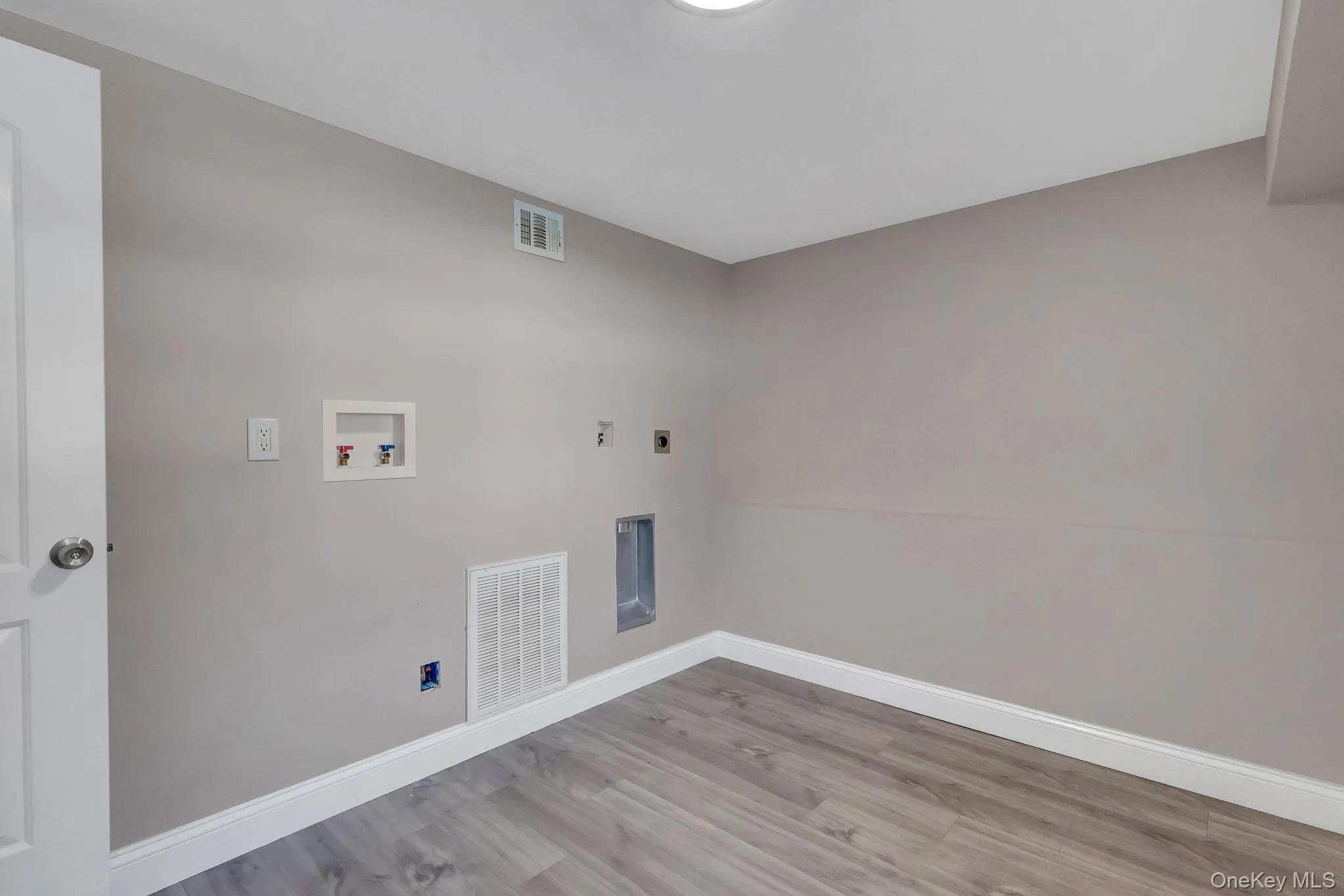 128 17th Street, Babylon, NY, 4 Bedrooms Bedrooms, 7 Rooms Rooms,2 BathroomsBathrooms,Residential,For Rent,17th,0,1031232 128 17th Street, Babylon, NY, 4 Bedrooms Bedrooms, 7 Rooms Rooms,2 BathroomsBathrooms,Residential,For Rent,17th,0,1031232
