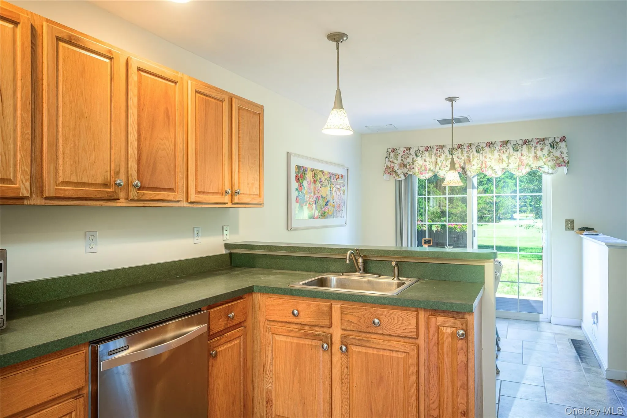 66 Tee Lane, Red Hook, NY, 3 Bedrooms Bedrooms, 6 Rooms Rooms,2 BathroomsBathrooms,Residential,For Rent,Tee,0,1031234 66 Tee Lane, Red Hook, NY, 3 Bedrooms Bedrooms, 6 Rooms Rooms,2 BathroomsBathrooms,Residential,For Rent,Tee,0,1031234