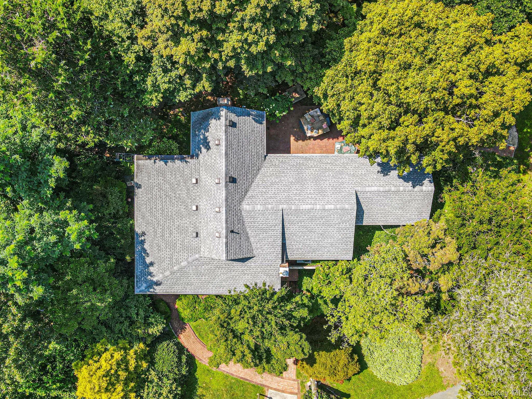 90 Locust Lane, Huntington, NY, 2 Bedrooms Bedrooms, 5 Rooms Rooms,1 BathroomBathrooms,Residential,For Rent,Locust,0,1031236 90 Locust Lane, Huntington, NY, 2 Bedrooms Bedrooms, 5 Rooms Rooms,1 BathroomBathrooms,Residential,For Rent,Locust,0,1031236