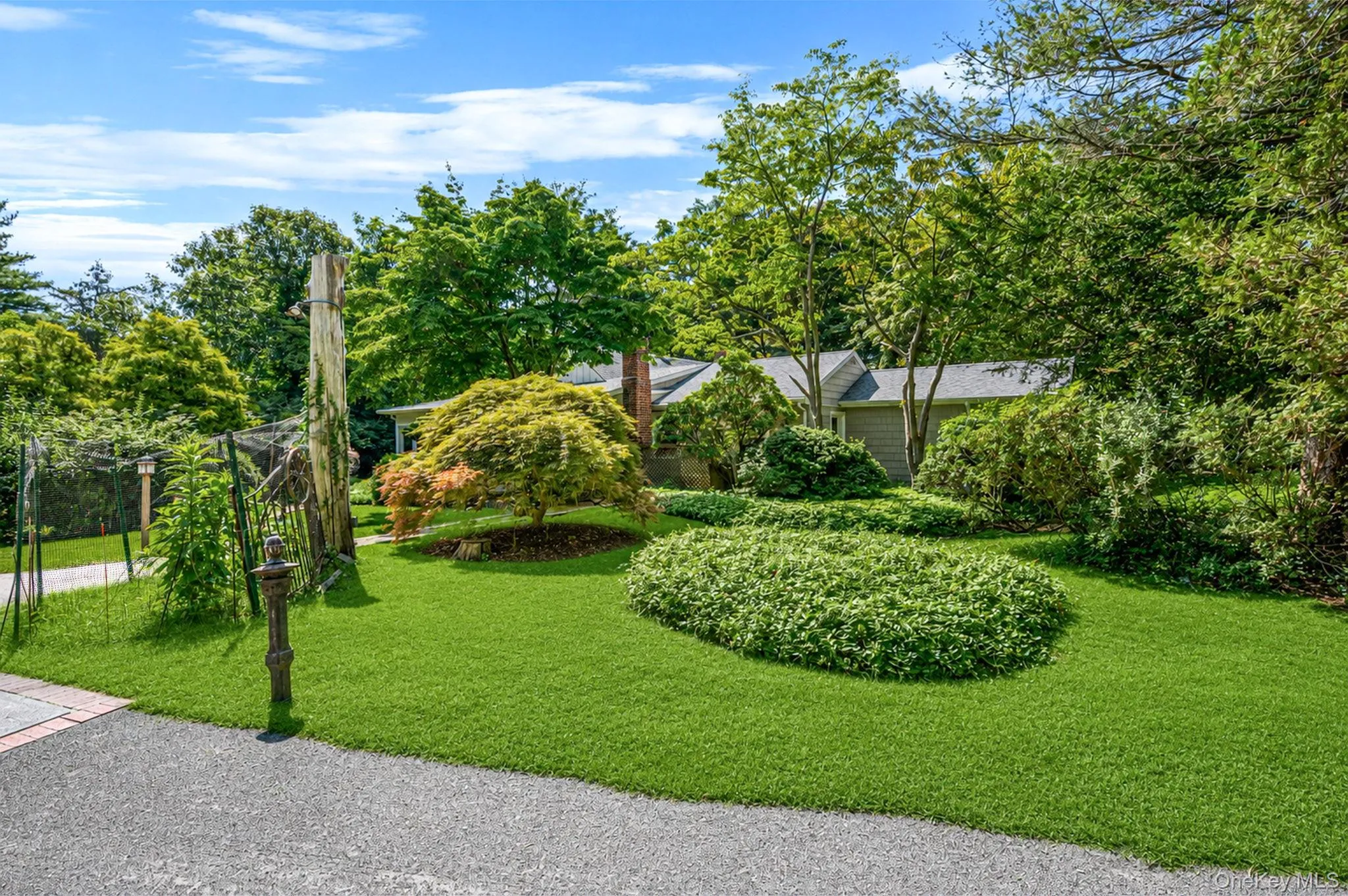 90 Locust Lane, Huntington, NY, 2 Bedrooms Bedrooms, 5 Rooms Rooms,1 BathroomBathrooms,Residential,For Rent,Locust,0,1031236 90 Locust Lane, Huntington, NY, 2 Bedrooms Bedrooms, 5 Rooms Rooms,1 BathroomBathrooms,Residential,For Rent,Locust,0,1031236