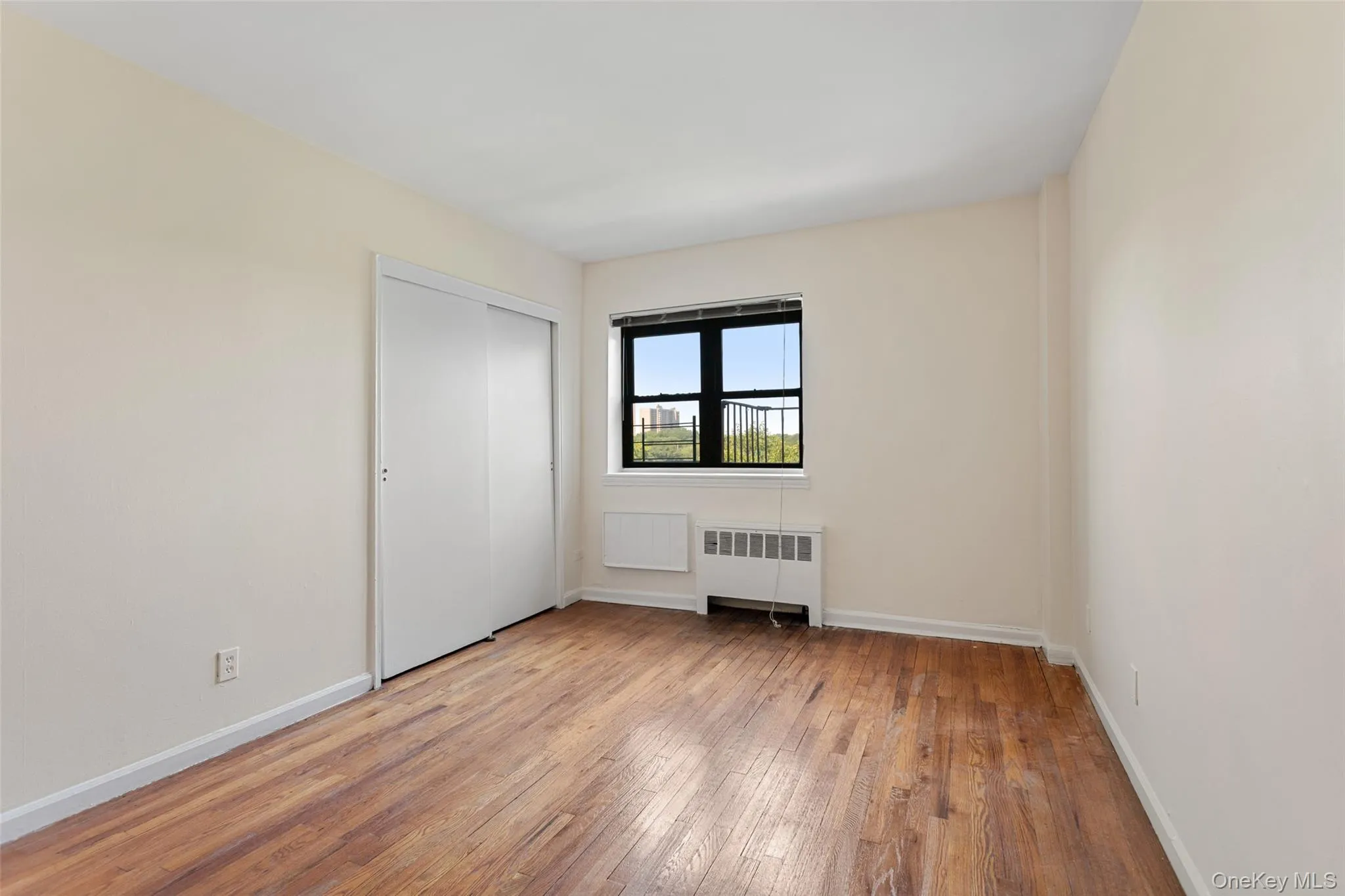 1910 Pelham Parkway, New York, NY, 2 Bedrooms Bedrooms, 4 Rooms Rooms,1 BathroomBathrooms,Residential,For Rent,Pelham,0,1031240 1910 Pelham Parkway, New York, NY, 2 Bedrooms Bedrooms, 4 Rooms Rooms,1 BathroomBathrooms,Residential,For Rent,Pelham,0,1031240
