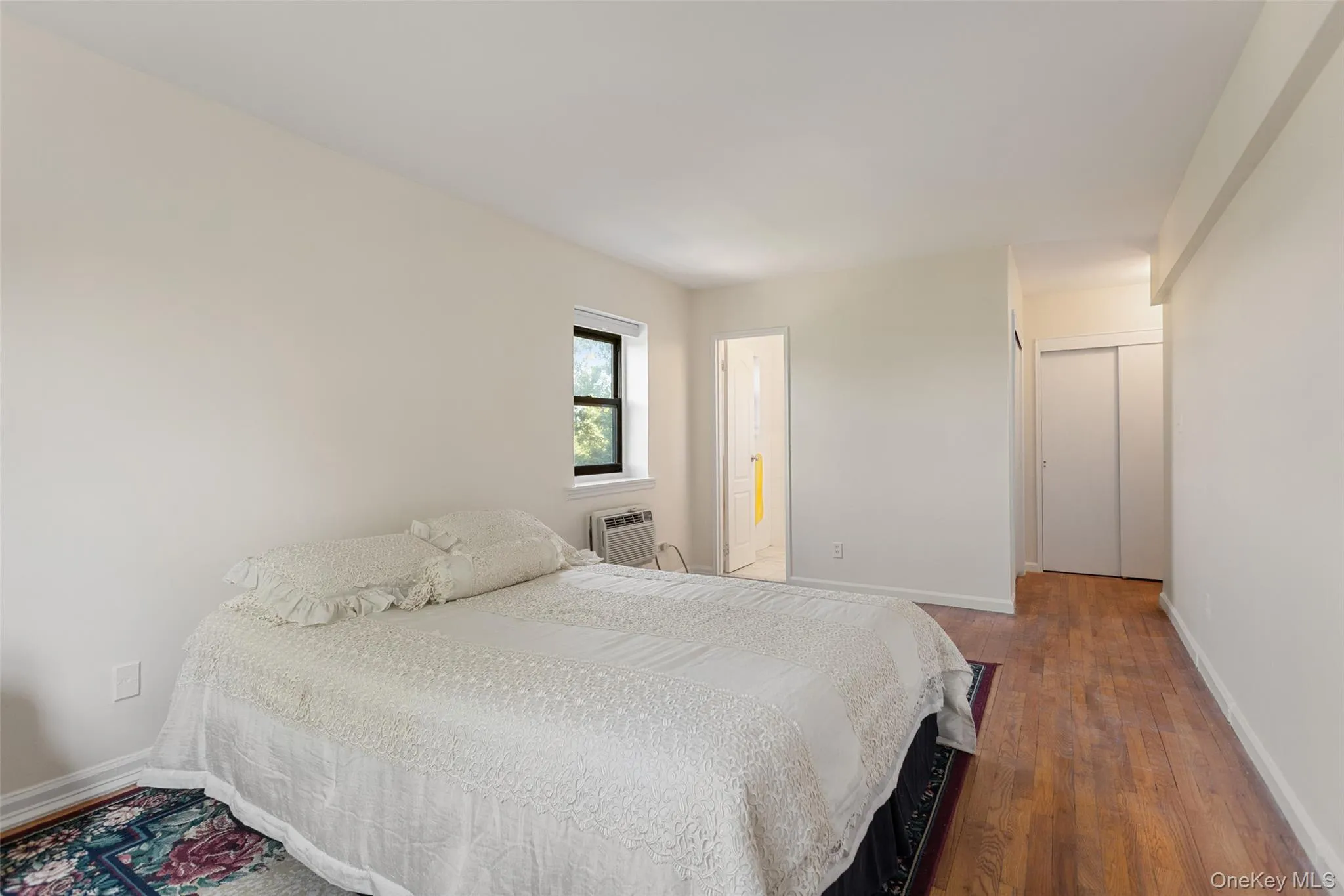 1910 Pelham Parkway, New York, NY, 2 Bedrooms Bedrooms, 4 Rooms Rooms,1 BathroomBathrooms,Residential,For Rent,Pelham,0,1031240 1910 Pelham Parkway, New York, NY, 2 Bedrooms Bedrooms, 4 Rooms Rooms,1 BathroomBathrooms,Residential,For Rent,Pelham,0,1031240
