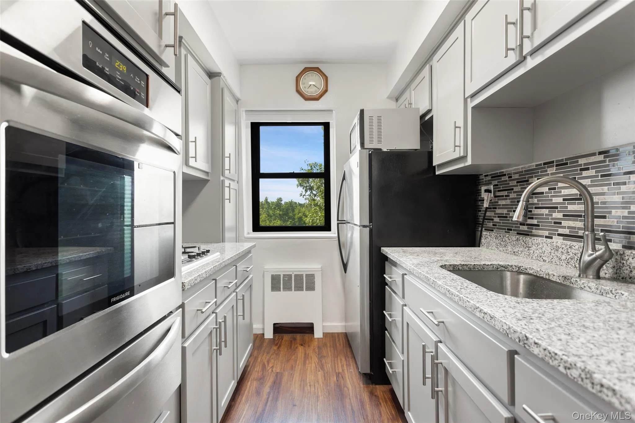 1910 Pelham Parkway, New York, NY, 2 Bedrooms Bedrooms, 4 Rooms Rooms,1 BathroomBathrooms,Residential,For Rent,Pelham,0,1031240 1910 Pelham Parkway, New York, NY, 2 Bedrooms Bedrooms, 4 Rooms Rooms,1 BathroomBathrooms,Residential,For Rent,Pelham,0,1031240