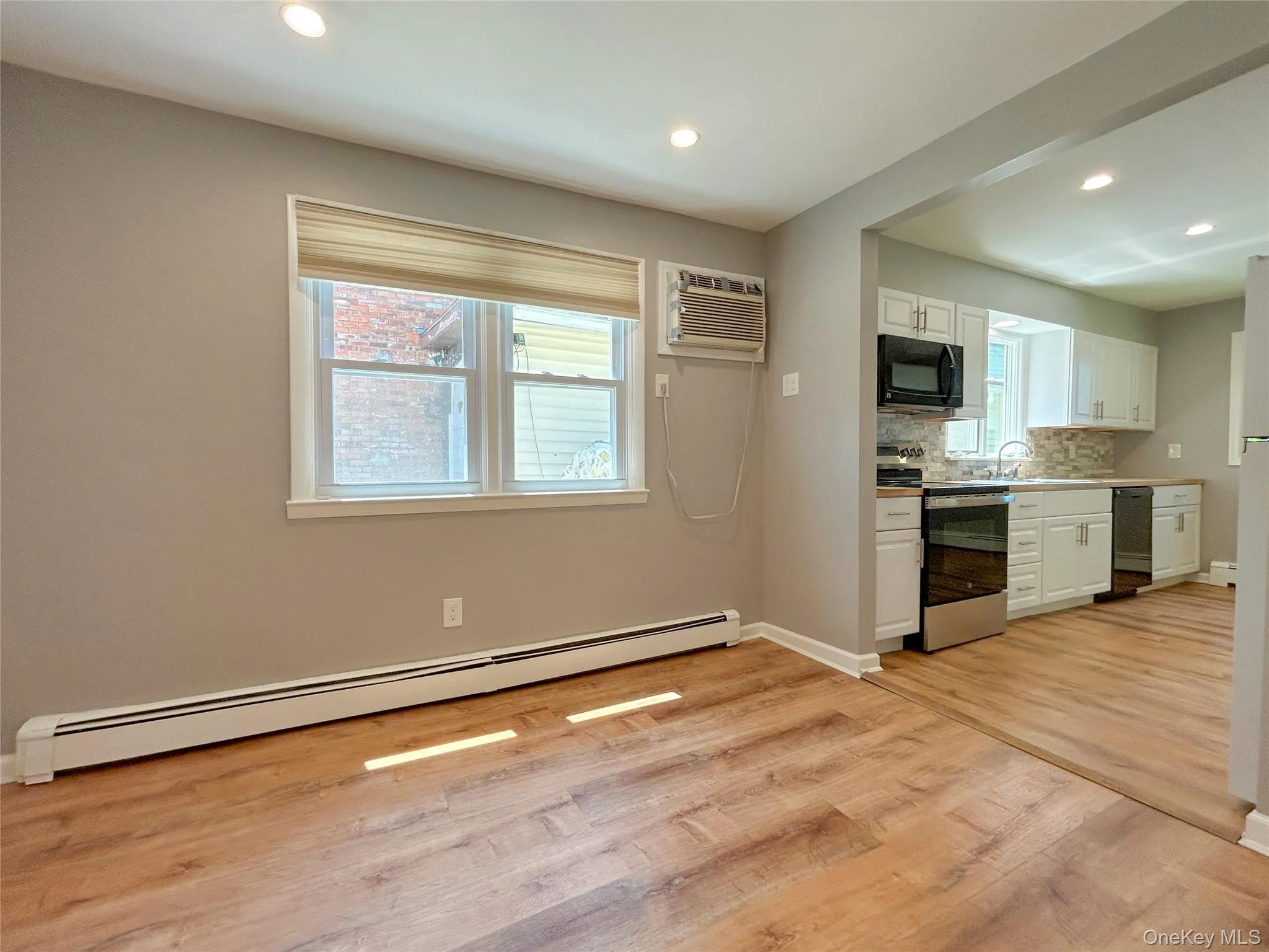 306 Third Road, Wappinger, NY, 3 Bedrooms Bedrooms, 6 Rooms Rooms,1 BathroomBathrooms,Residential Lease,For Rent,Third,0,1031251 306 Third Road, Wappinger, NY, 3 Bedrooms Bedrooms, 6 Rooms Rooms,1 BathroomBathrooms,Residential Lease,For Rent,Third,0,1031251