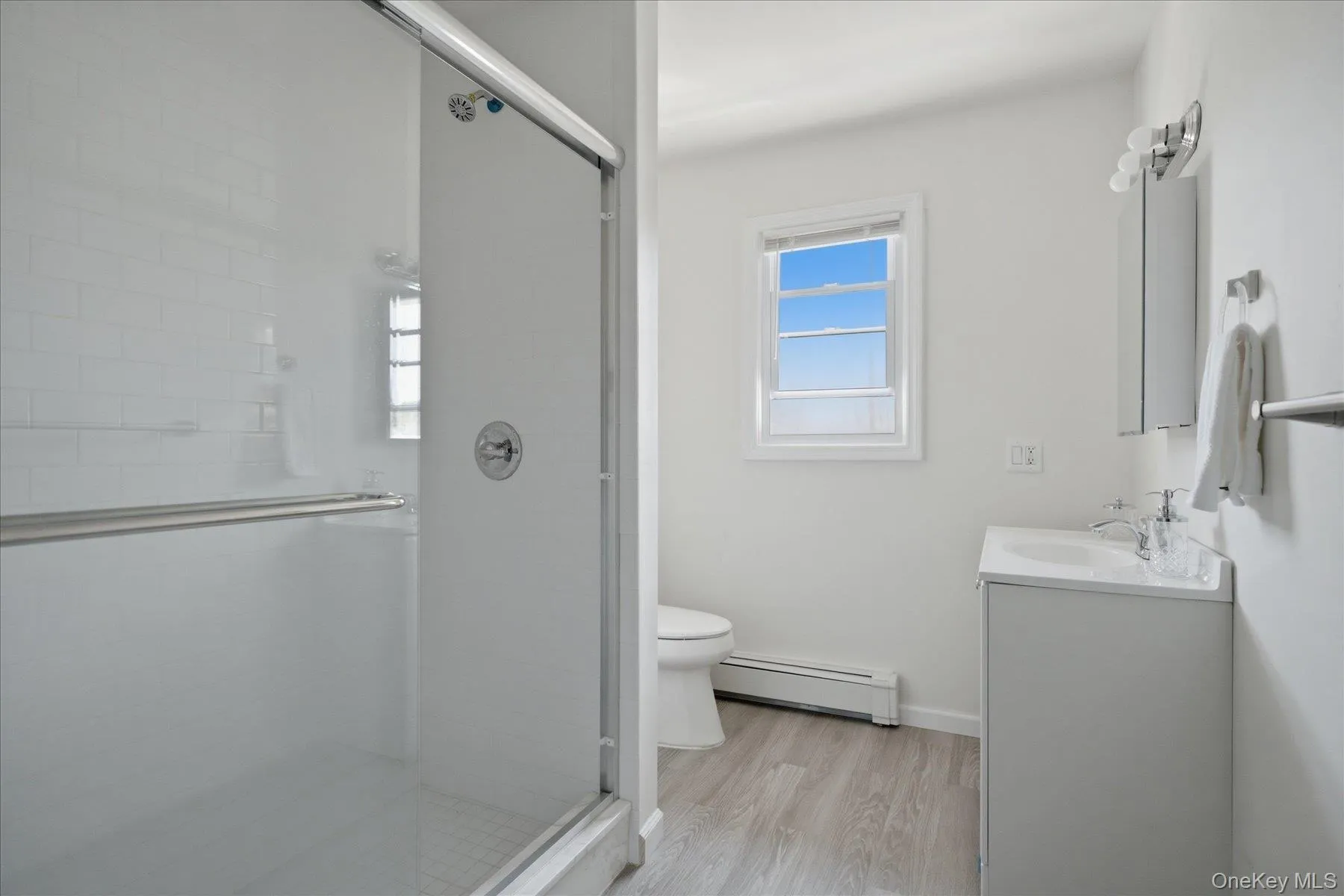 Full Bathroom in Hallway Full Bathroom in Hallway