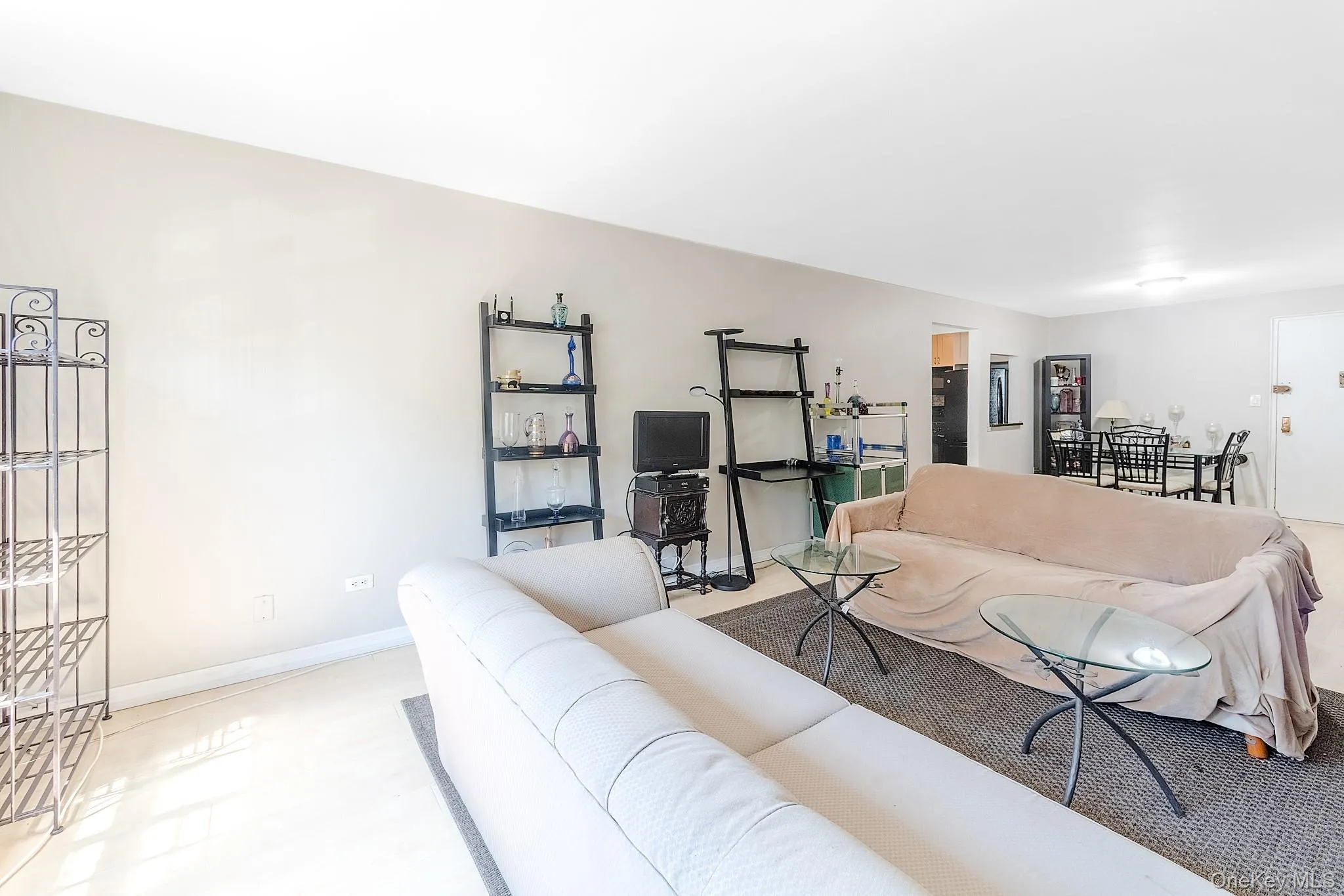1215 Avenue M Avenue, New York, NY, 1 Bedroom Bedrooms, 3 Rooms Rooms,1 BathroomBathrooms,Residential,For Rent,Avenue M,0,1031276 1215 Avenue M Avenue, New York, NY, 1 Bedroom Bedrooms, 3 Rooms Rooms,1 BathroomBathrooms,Residential,For Rent,Avenue M,0,1031276