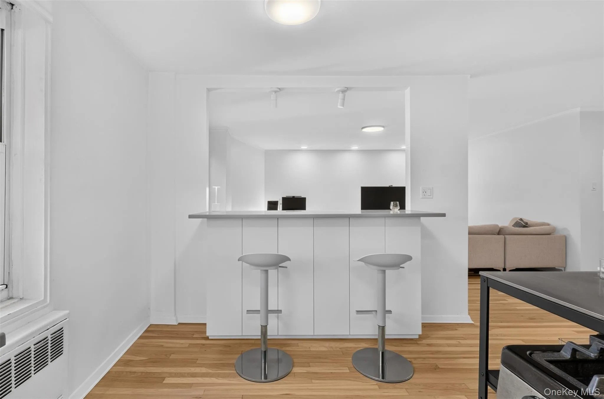 241-20 Northern Blvd, New York, NY, 1 Bedroom Bedrooms, 4 Rooms Rooms,1 BathroomBathrooms,Residential,For Rent,Northern Blvd,0,1031282 241-20 Northern Blvd, New York, NY, 1 Bedroom Bedrooms, 4 Rooms Rooms,1 BathroomBathrooms,Residential,For Rent,Northern Blvd,0,1031282
