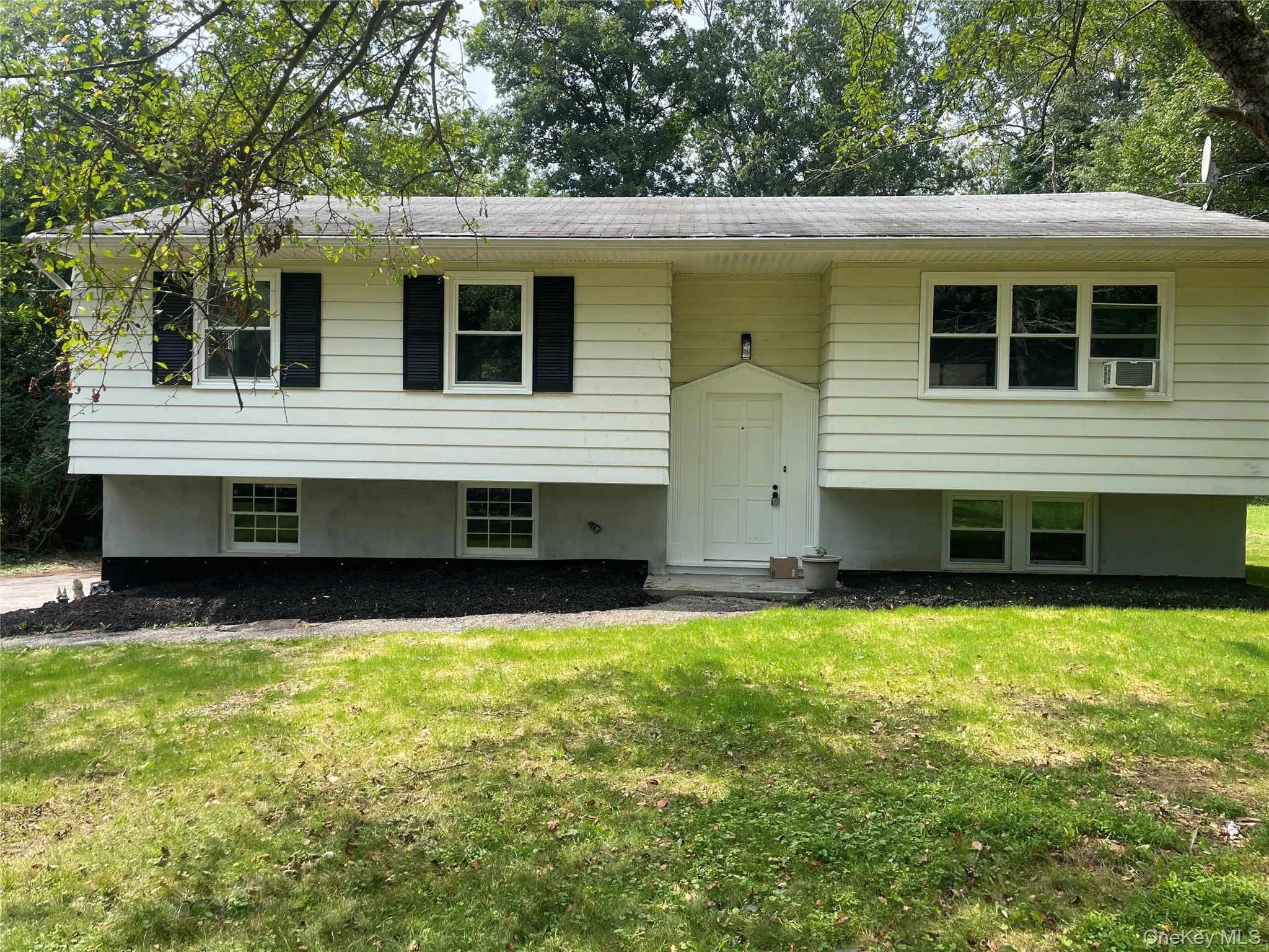 15 Vandewater Drive, Wappinger, NY, 3 Bedrooms Bedrooms, 8 Rooms Rooms,1 BathroomBathrooms,Residential,For Rent,Vandewater,0,1031284 15 Vandewater Drive, Wappinger, NY, 3 Bedrooms Bedrooms, 8 Rooms Rooms,1 BathroomBathrooms,Residential,For Rent,Vandewater,0,1031284