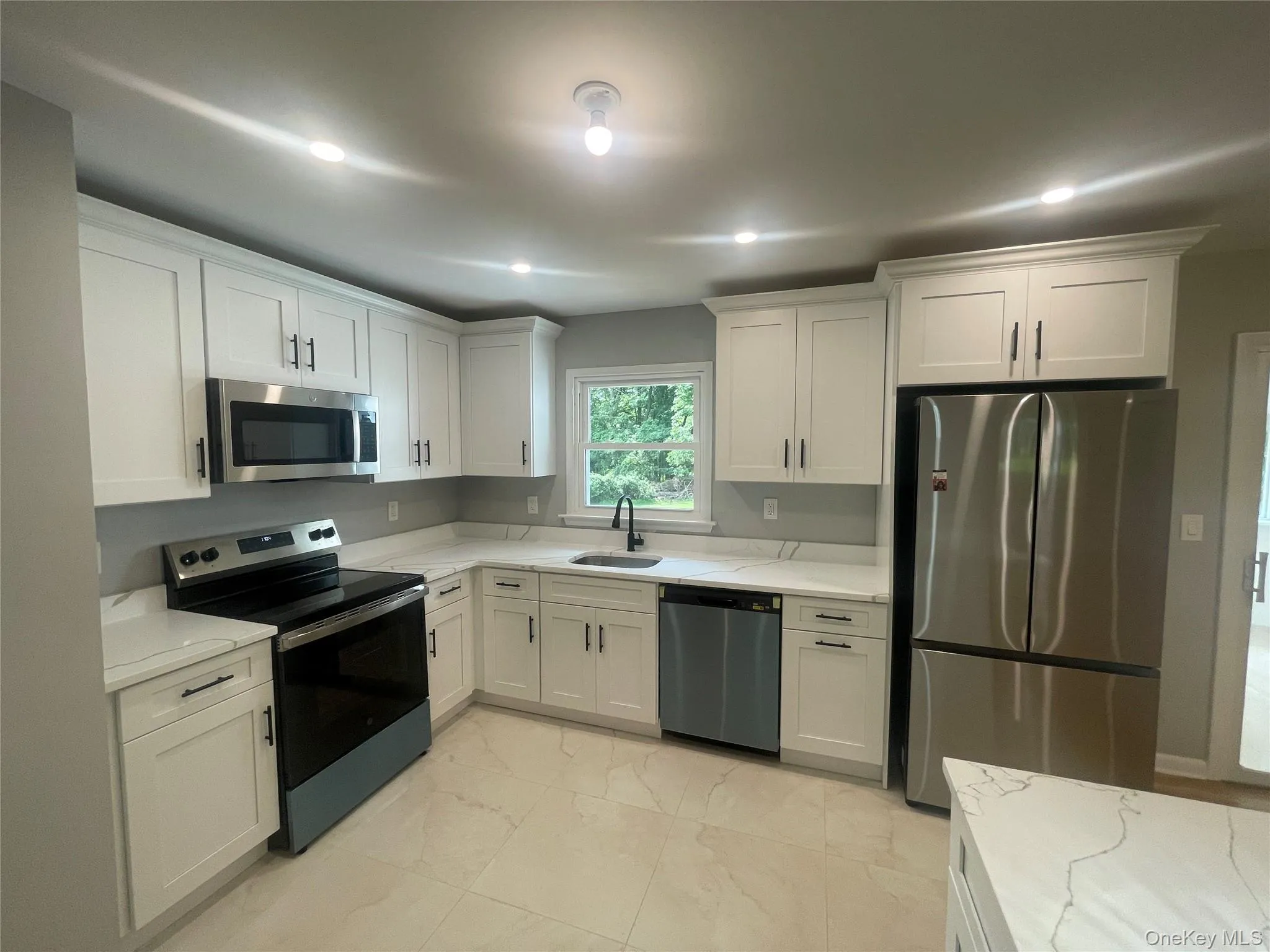 15 Vandewater Drive, Wappinger, NY, 3 Bedrooms Bedrooms, 8 Rooms Rooms,1 BathroomBathrooms,Residential,For Rent,Vandewater,0,1031284 15 Vandewater Drive, Wappinger, NY, 3 Bedrooms Bedrooms, 8 Rooms Rooms,1 BathroomBathrooms,Residential,For Rent,Vandewater,0,1031284