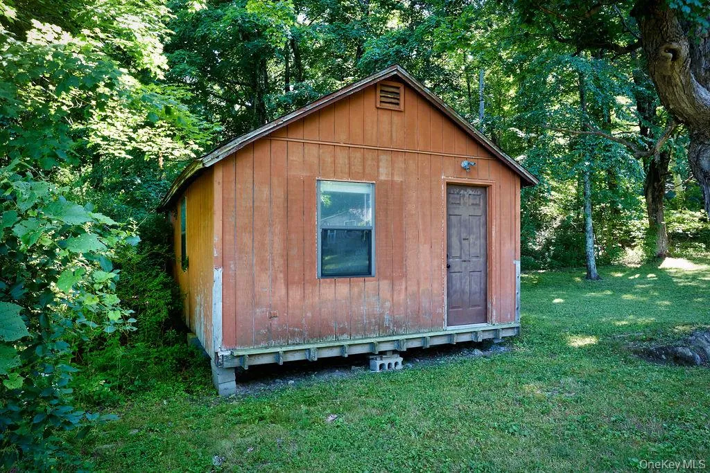 10 Dickman Farm Road, Gallatin, NY, 2 Bedrooms Bedrooms, 7 Rooms Rooms,1 BathroomBathrooms,Residential,For Rent,Dickman Farm,0,1031285 10 Dickman Farm Road, Gallatin, NY, 2 Bedrooms Bedrooms, 7 Rooms Rooms,1 BathroomBathrooms,Residential,For Rent,Dickman Farm,0,1031285