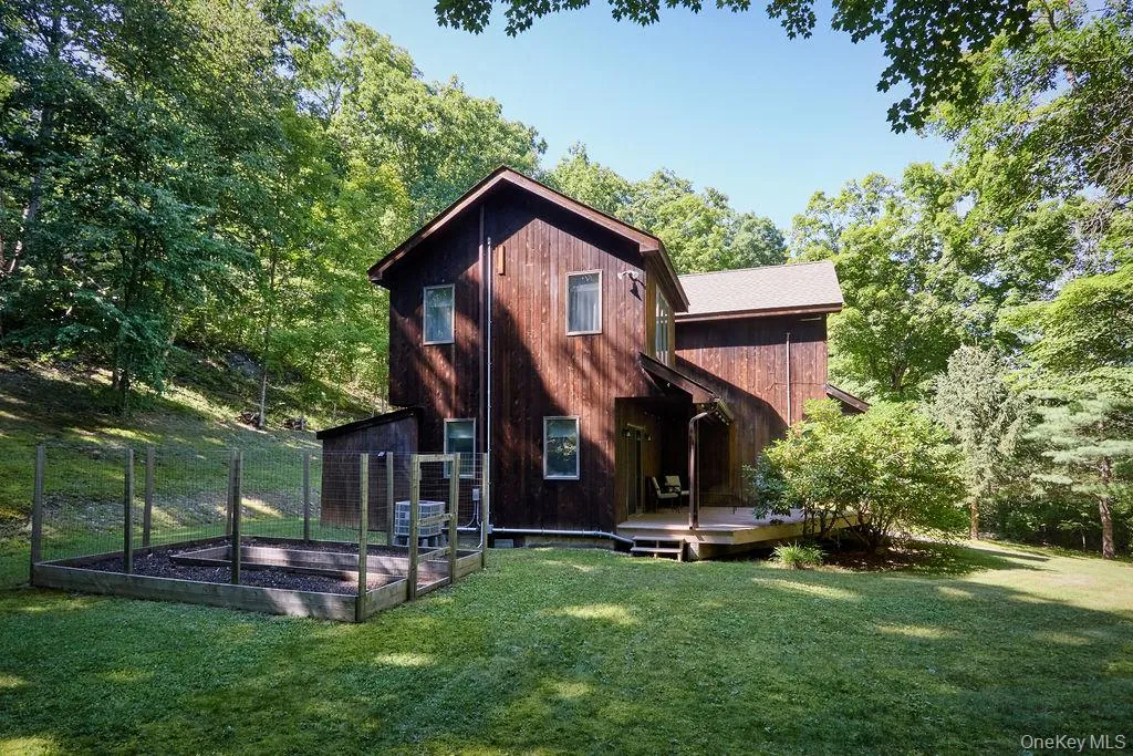 10 Dickman Farm Road, Gallatin, NY, 2 Bedrooms Bedrooms, 7 Rooms Rooms,1 BathroomBathrooms,Residential,For Rent,Dickman Farm,0,1031285 10 Dickman Farm Road, Gallatin, NY, 2 Bedrooms Bedrooms, 7 Rooms Rooms,1 BathroomBathrooms,Residential,For Rent,Dickman Farm,0,1031285