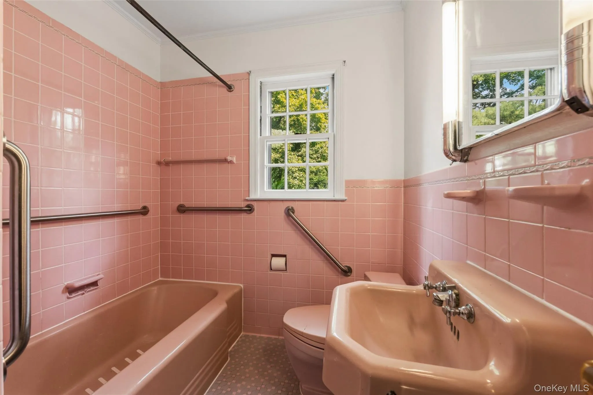 20 Bird Place, White Plains, NY, 4 Bedrooms Bedrooms, 6 Rooms Rooms,2 BathroomsBathrooms,Residential,For Rent,Bird,0,1031286 20 Bird Place, White Plains, NY, 4 Bedrooms Bedrooms, 6 Rooms Rooms,2 BathroomsBathrooms,Residential,For Rent,Bird,0,1031286